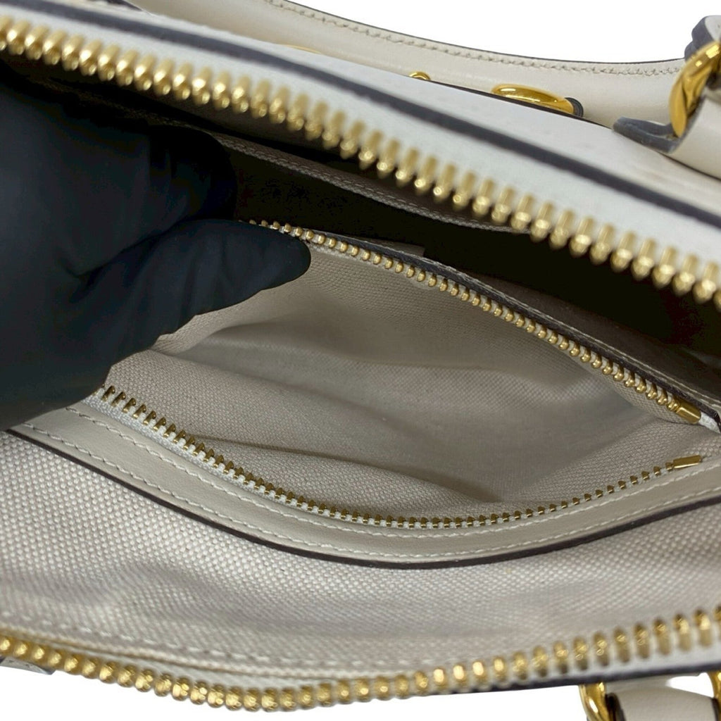 Gucci White Leather Handbag Shoulder Bag (Pre-Owned)