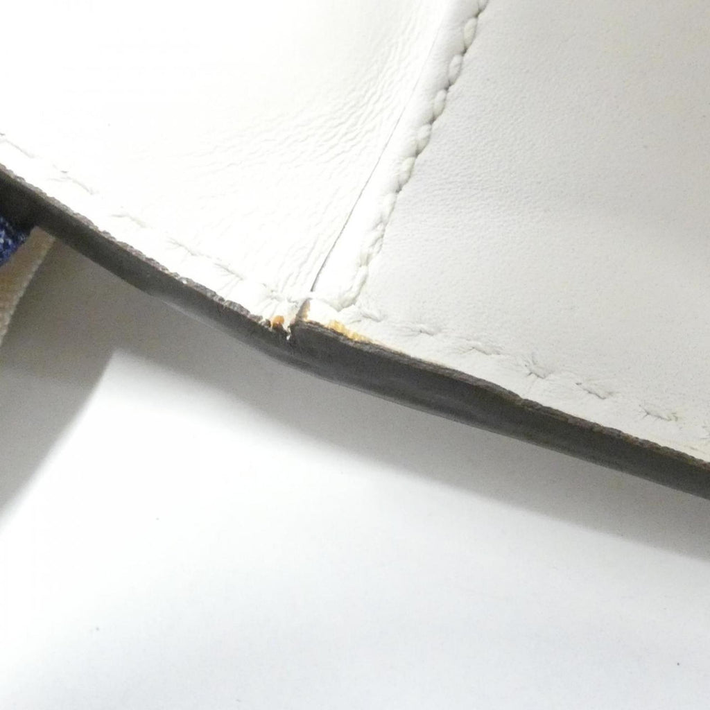 Gucci Off-White Leather Shoulder Bag (Pre-Owned)