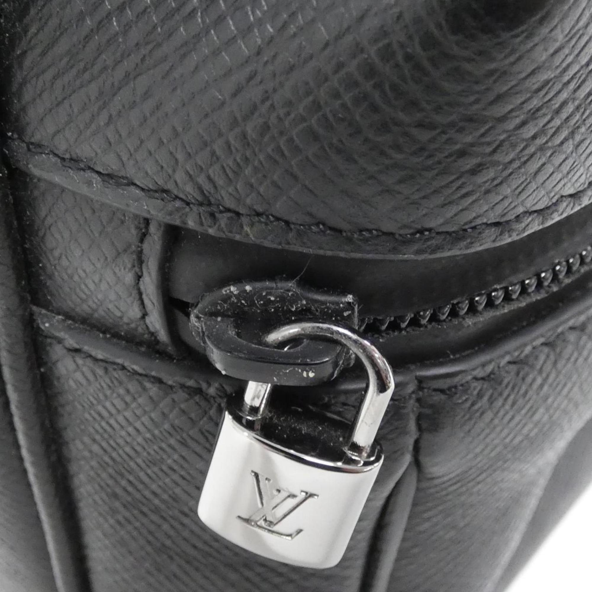 Louis Vuitton Black Leather Shoulder Bag