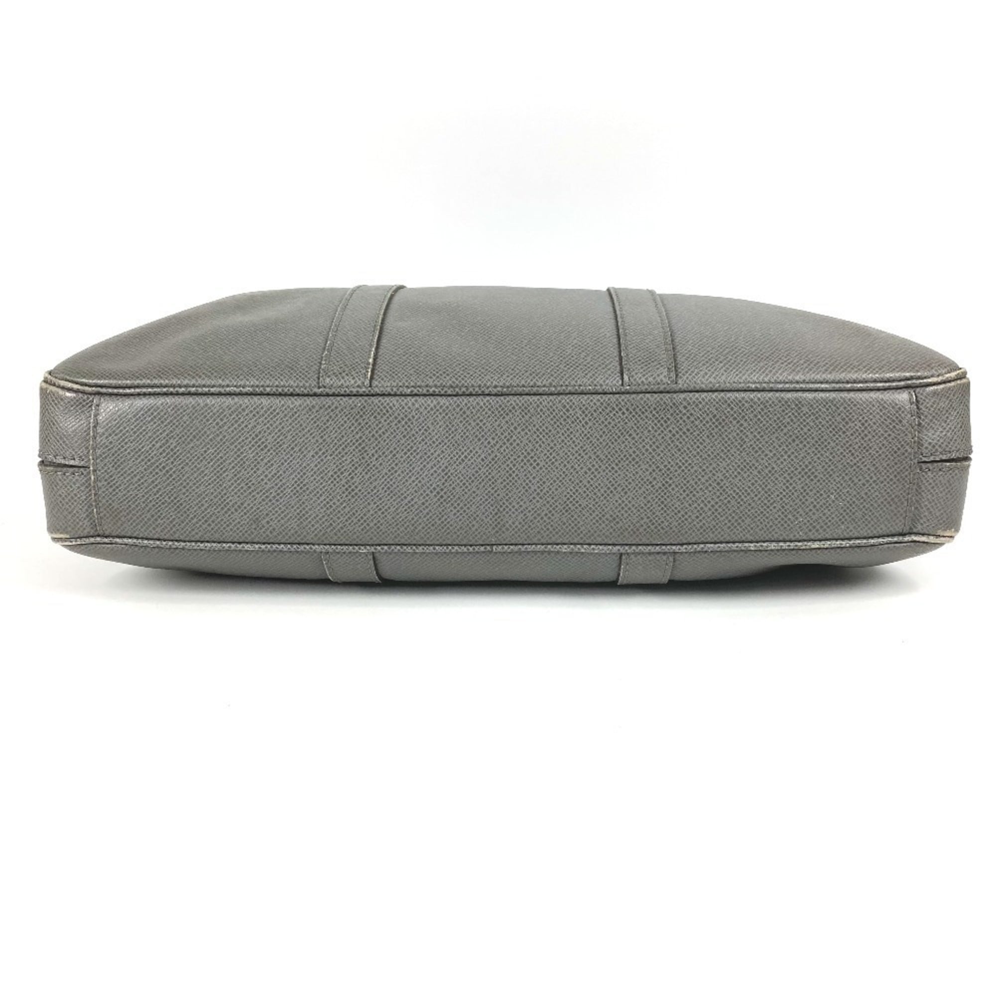 Louis Vuitton Galle Glacier Gray Taiga Leather Handbag Tote Bag
