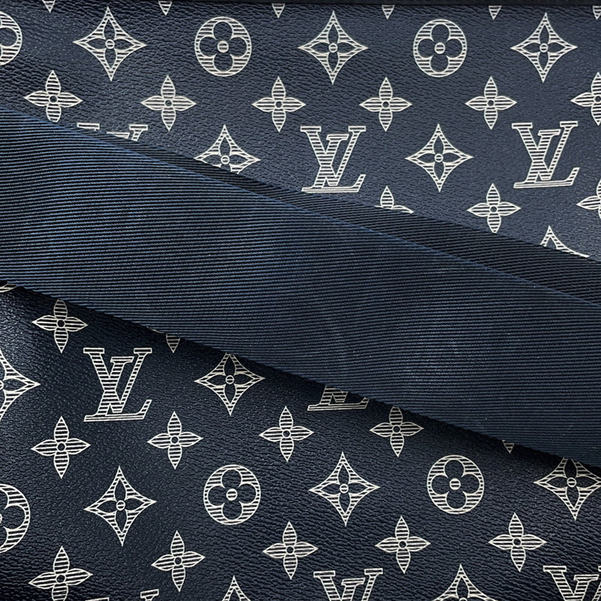 Louis Vuitton Monogram Savane Navy Handbag Shoulder Bag