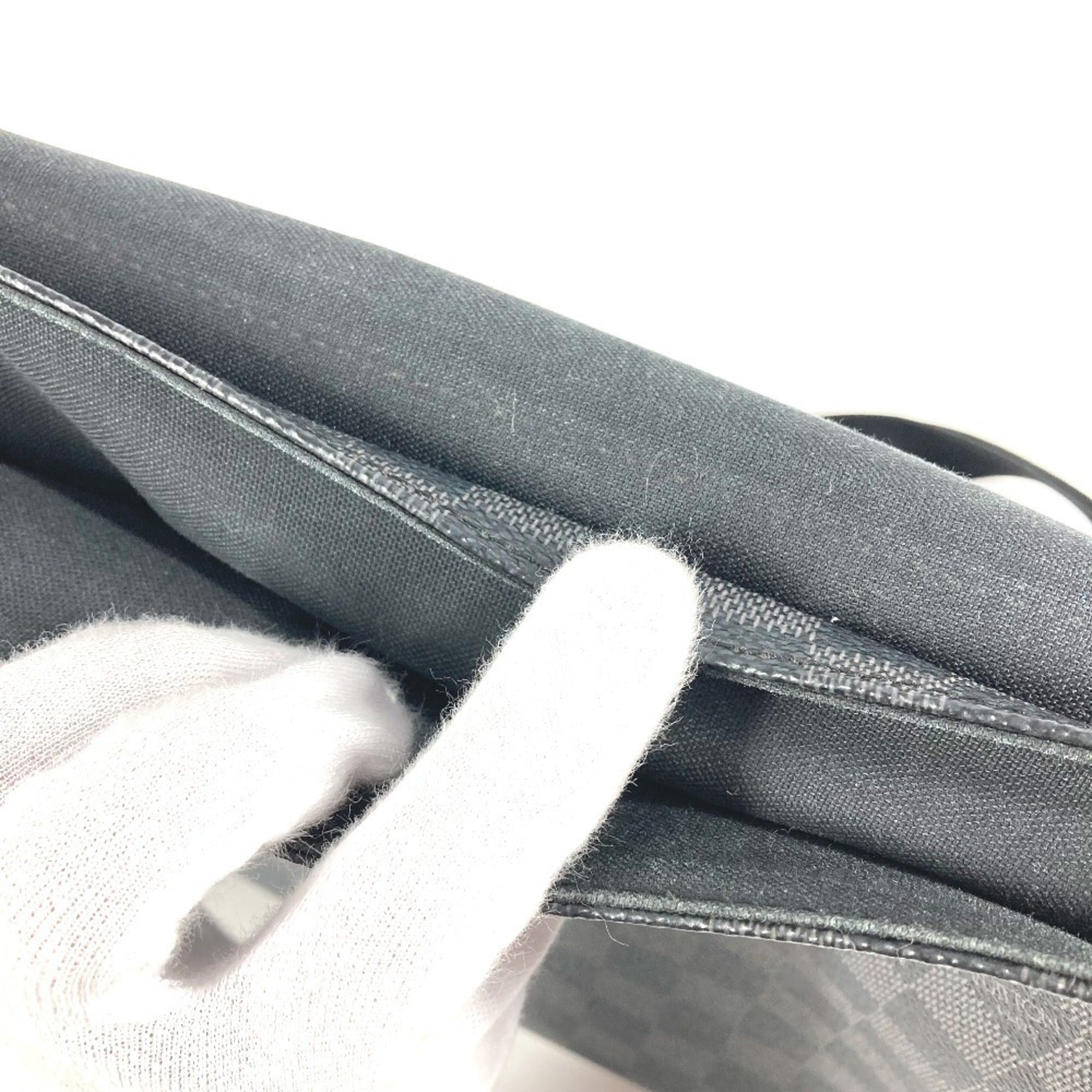 Louis Vuitton Black Damier Graphite Messenger Bag Shoulder Bag