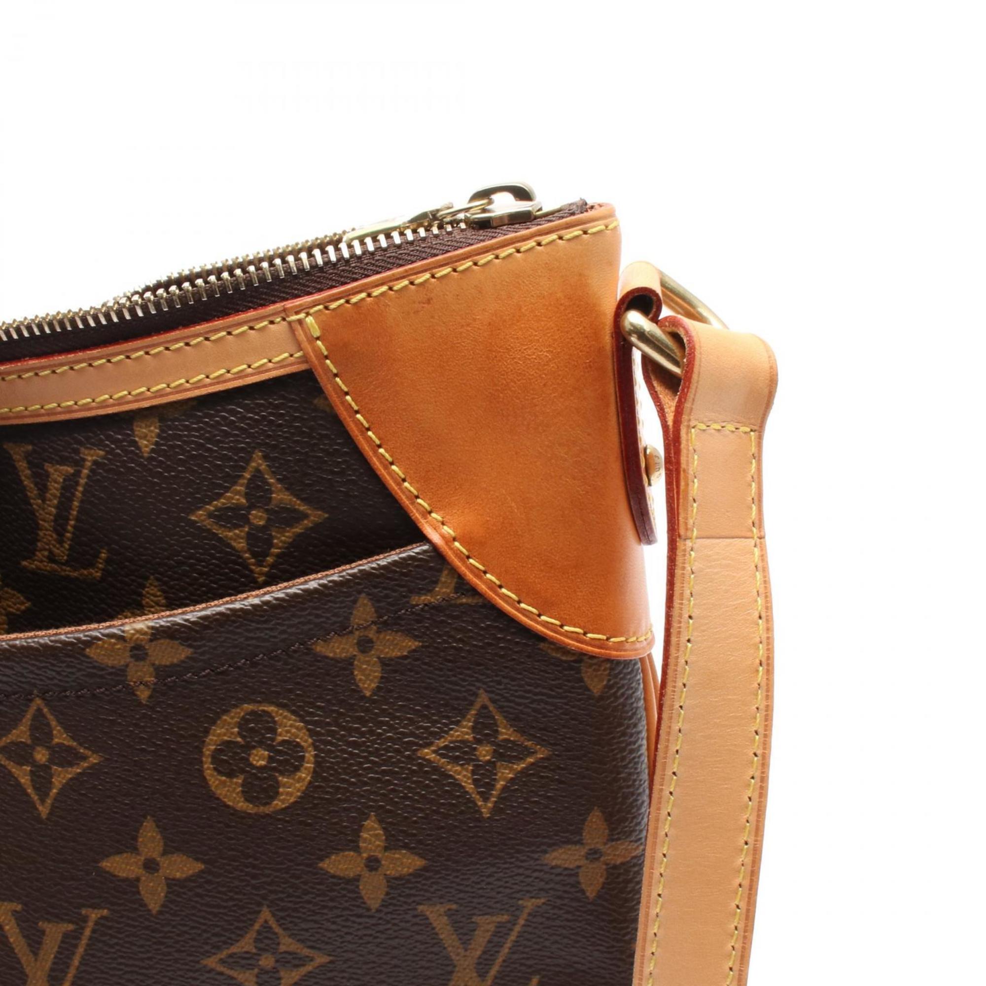 Louis Vuitton Brown Monogram Monogram Shoulder Bag