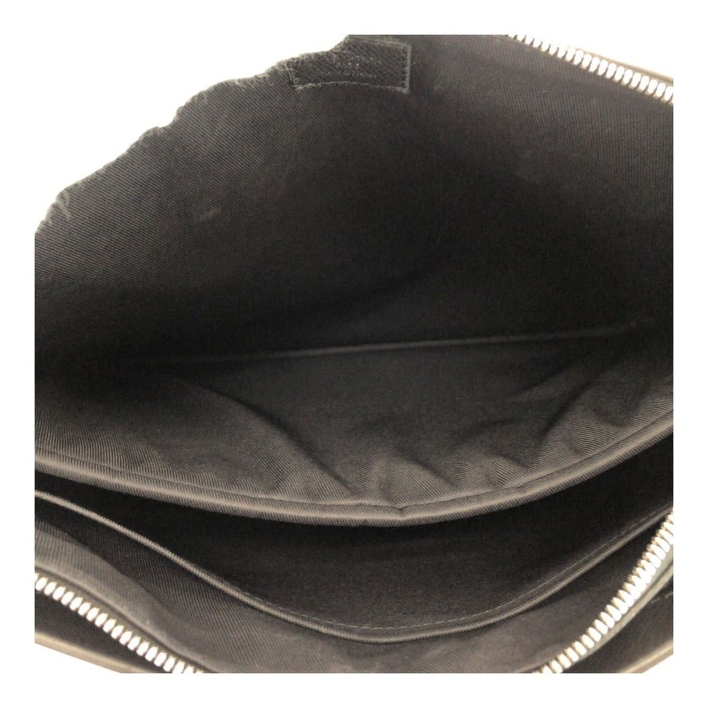 Louis Vuitton Black Taiga Leather Briefcase
