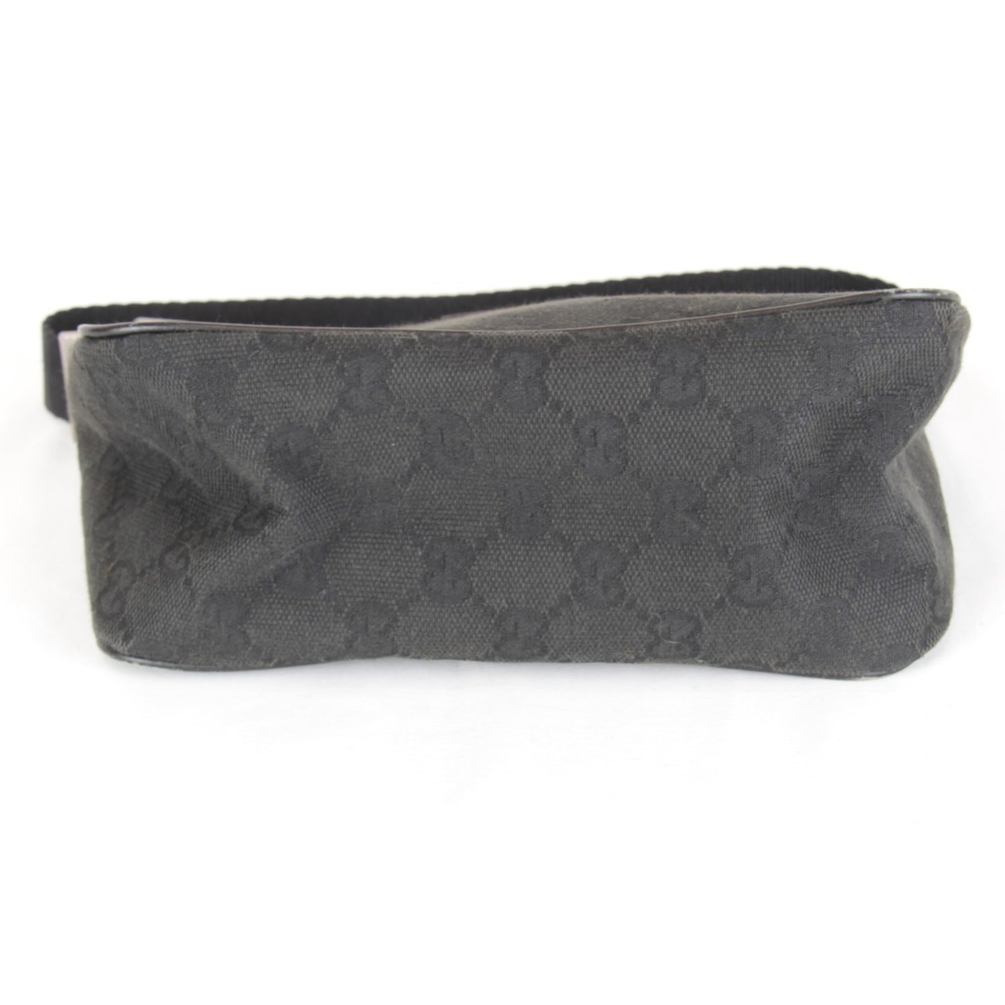 Gucci Black Gg Canvas Handbag (Pre-Owned)