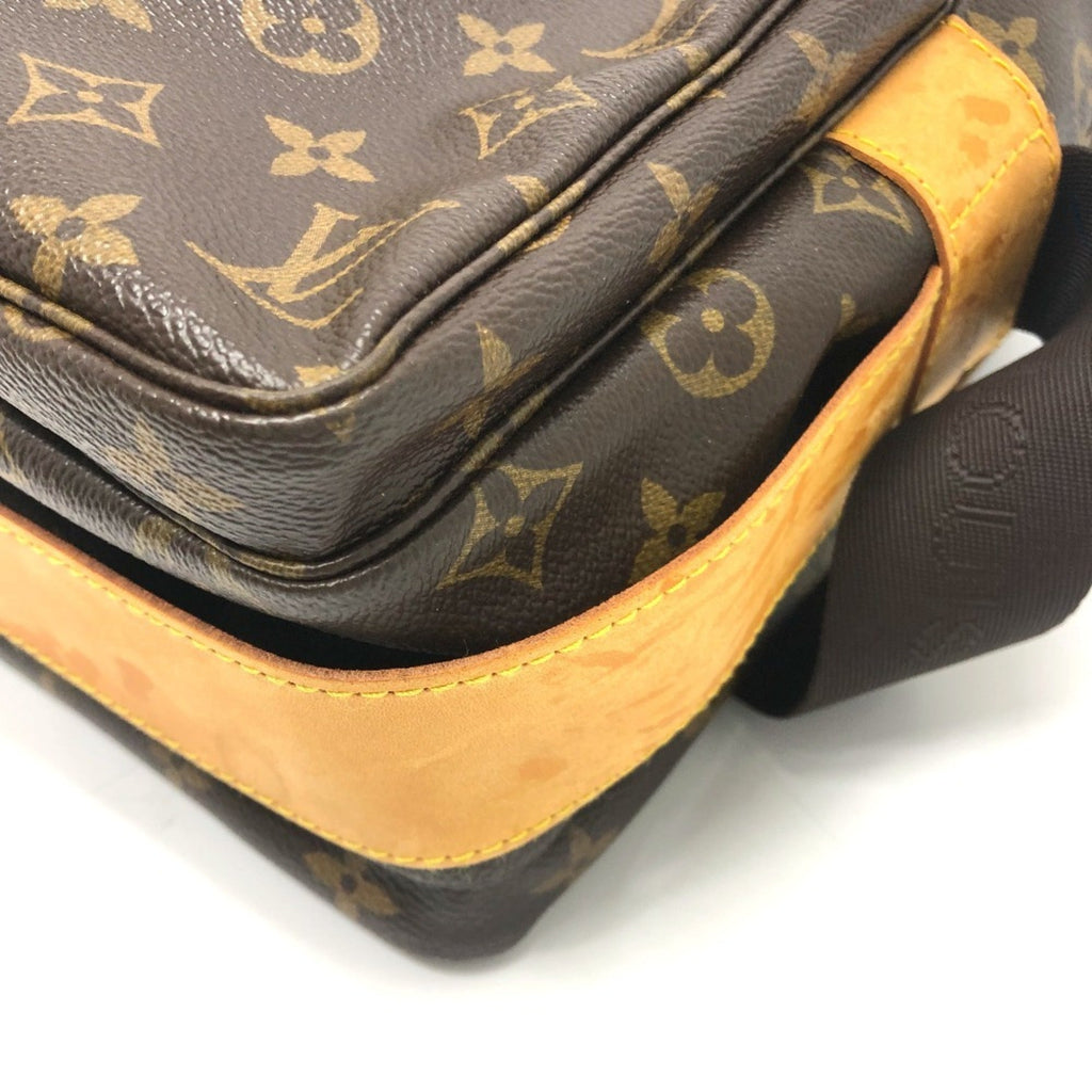 Louis Vuitton Brown Monogram Canvas Messenger Bag Shoulder Bag