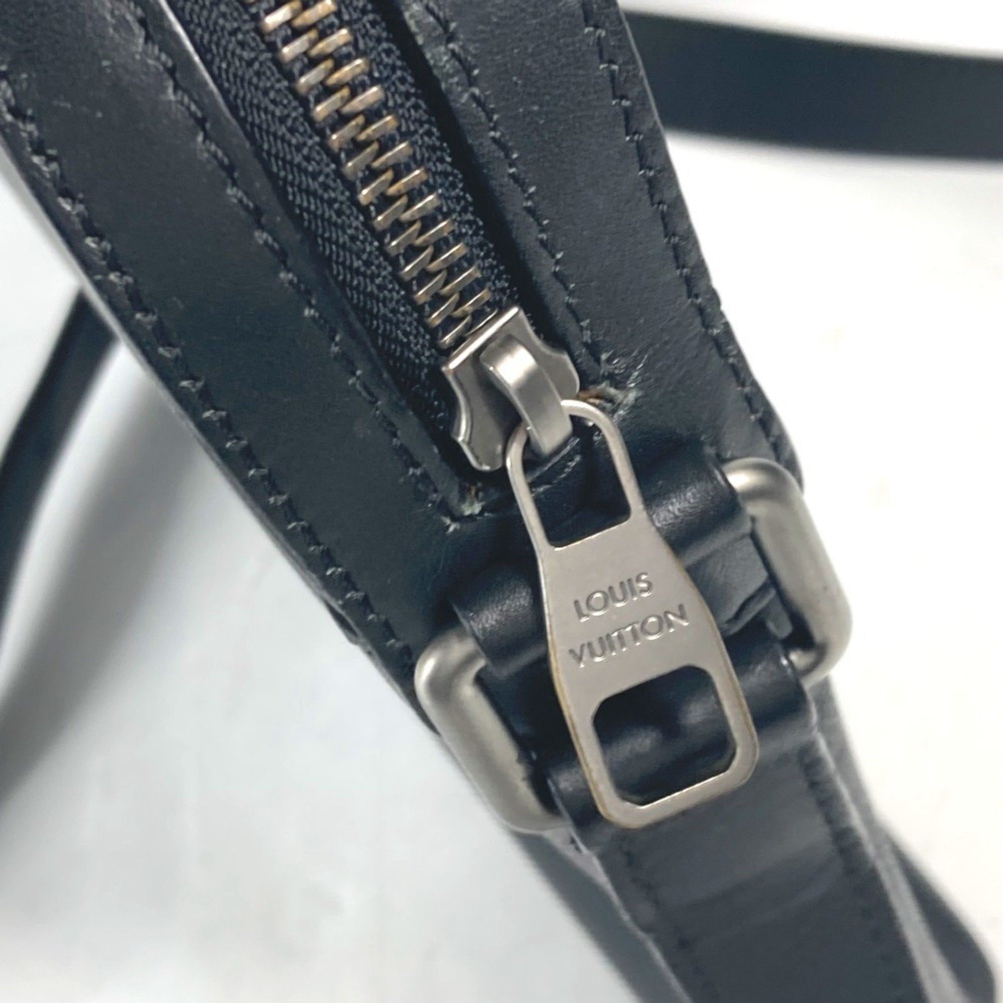 Louis Vuitton Black Galle Onyx Damier Infini Pochette Shoulder Bag