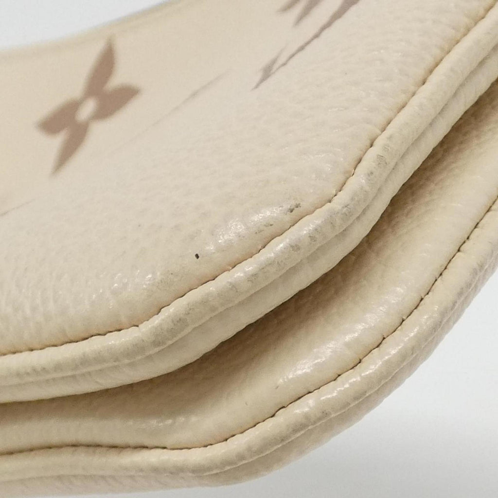 Louis Vuitton Cream Leather Pochette Shoulder Bag