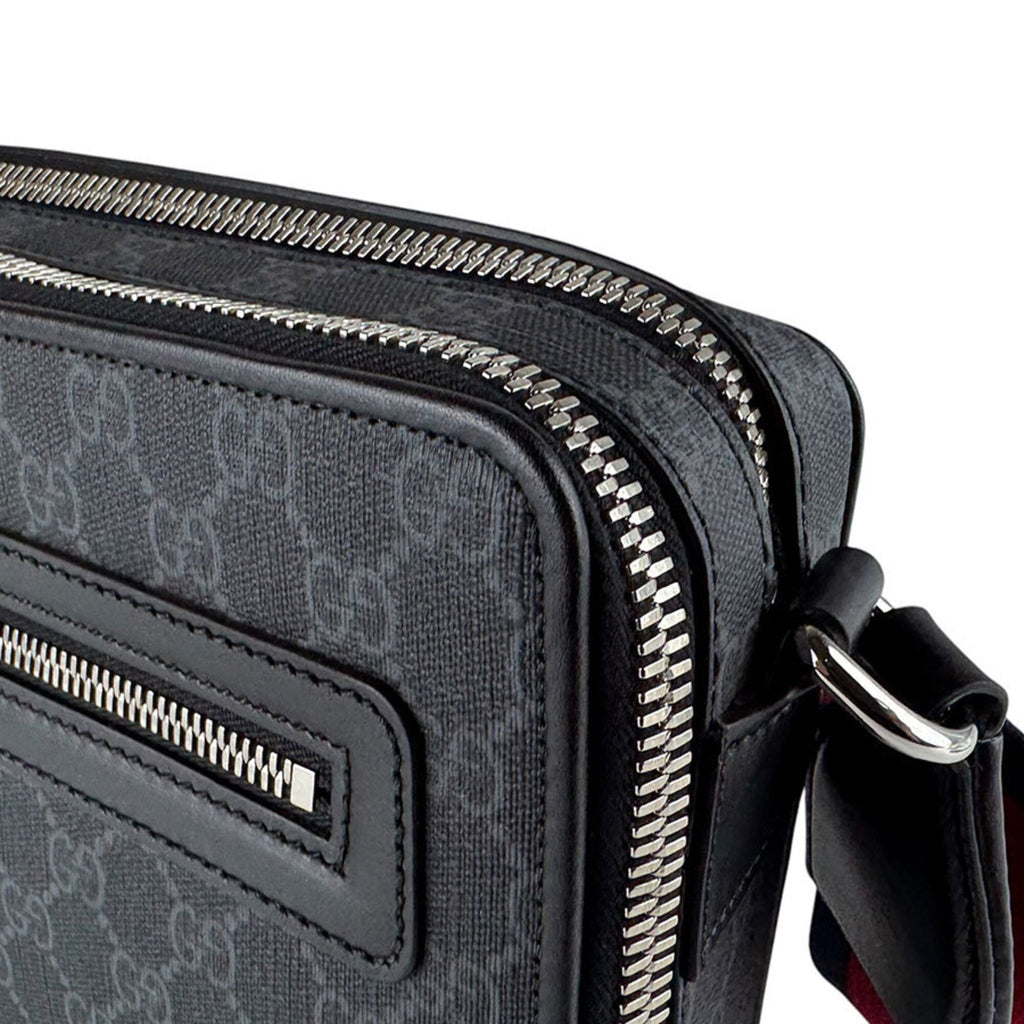 Gucci Black Gg Supreme Canvas Shoulder Bag (Pre-Owned)