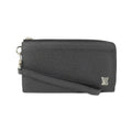 Louis Vuitton Black Taiga Leather Leather Long Wallet