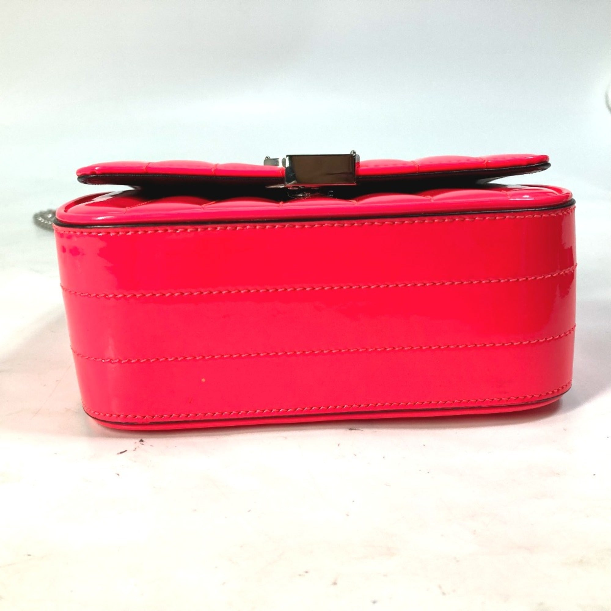 Saint Laurent Pink Leather Shoulder Bag (Pre-Owned)