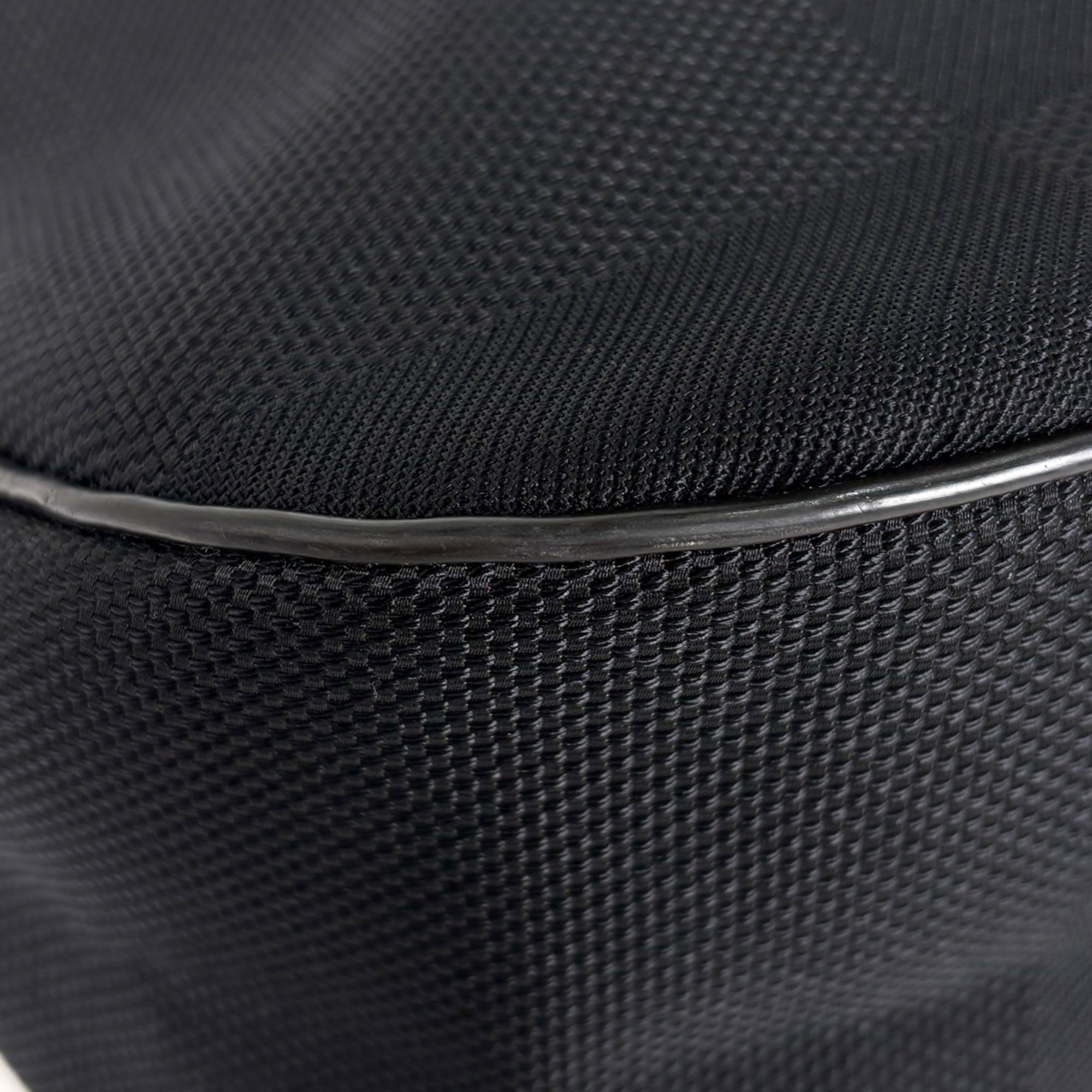 Louis Vuitton Noir Damier Geant Shoulder Bag