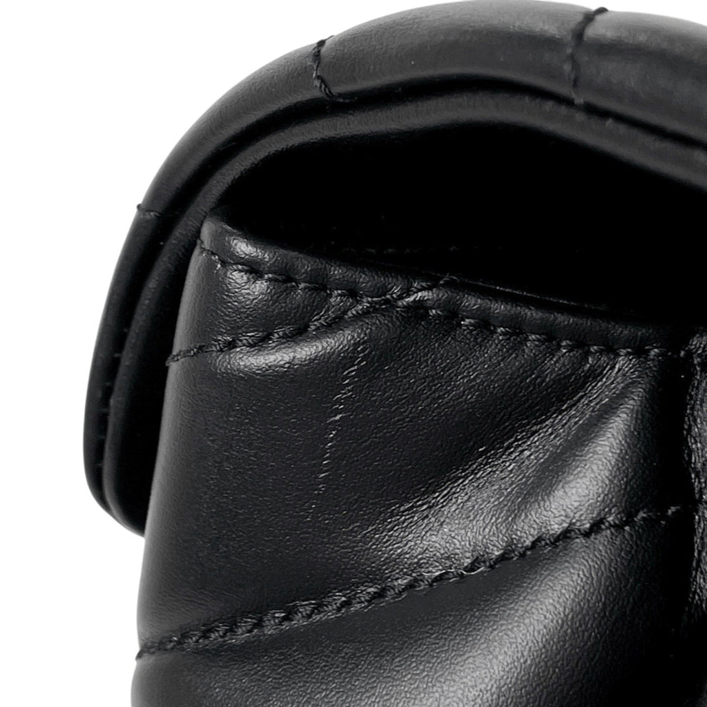 Saint Laurent Black Leather Shoulder Bag (Pre-Owned)