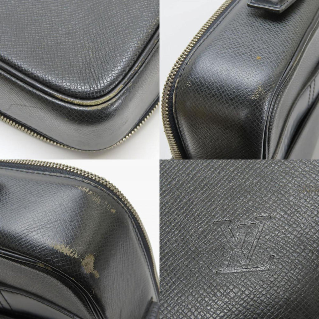 Louis Vuitton Ardoise Taiga Leather Shoulder Bag