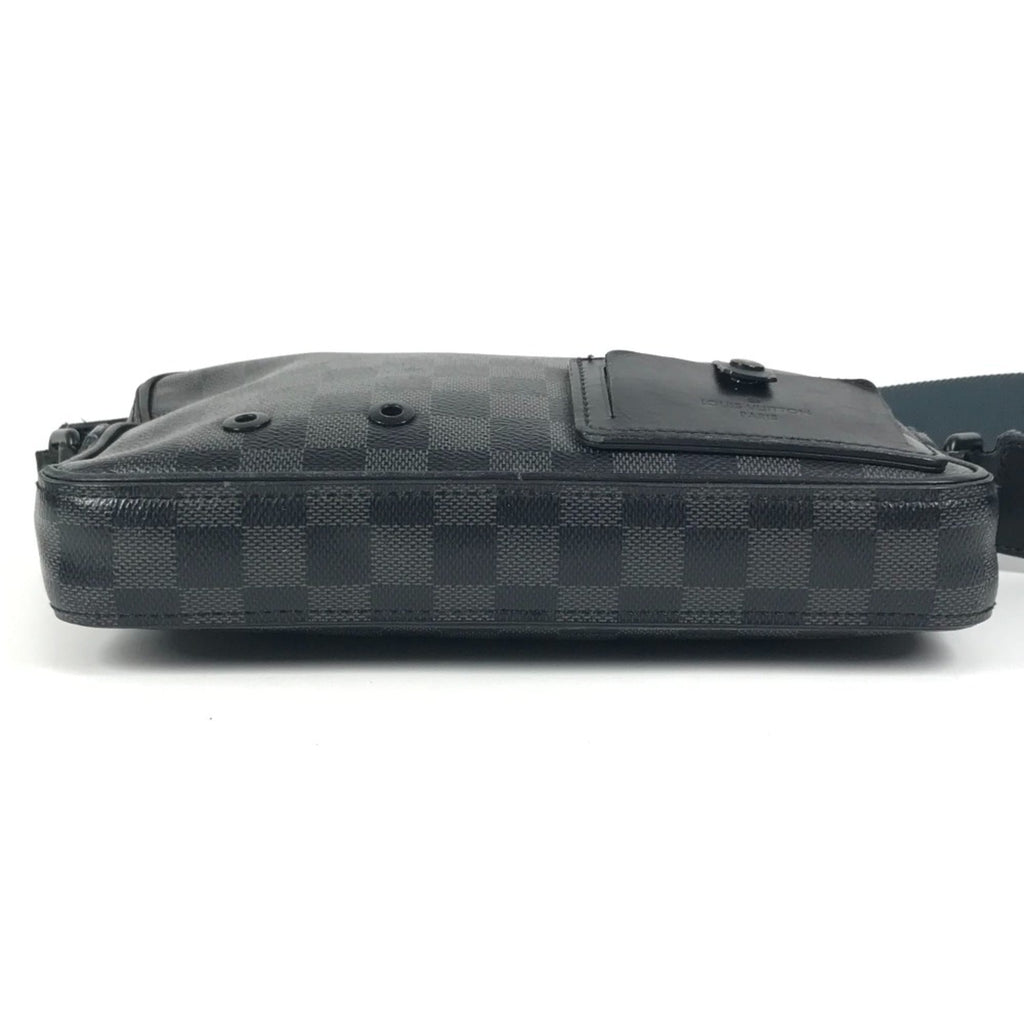 Louis Vuitton Black Damier Graphite Damier Graphite Messenger Bag Shoulder Bag