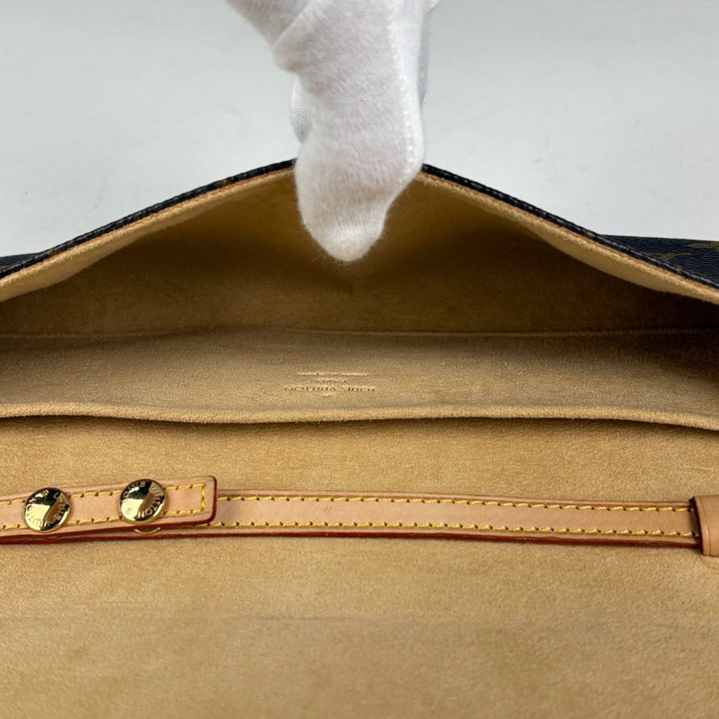 Louis Vuitton Brown Monogram Monogram Leather Clutch Bag Pochette Shoulder Bag
