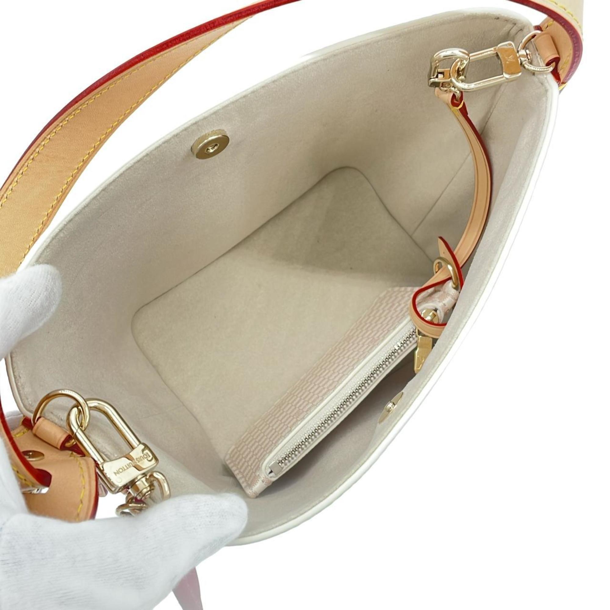 Louis Vuitton Dune Leather Handbag
