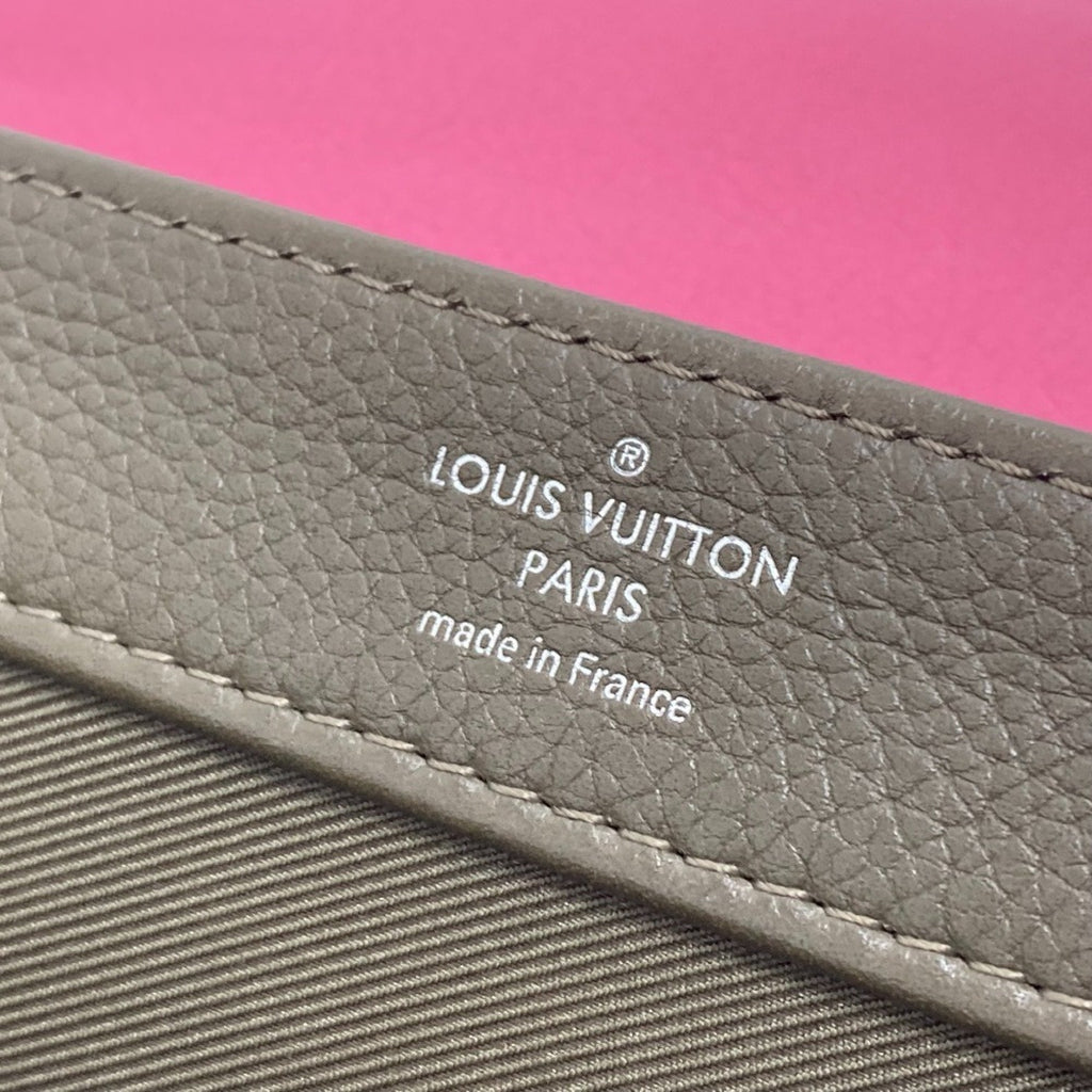Louis Vuitton Lockme Ii Beige Khaki Pink Leather Handbag Shoulder Bag
