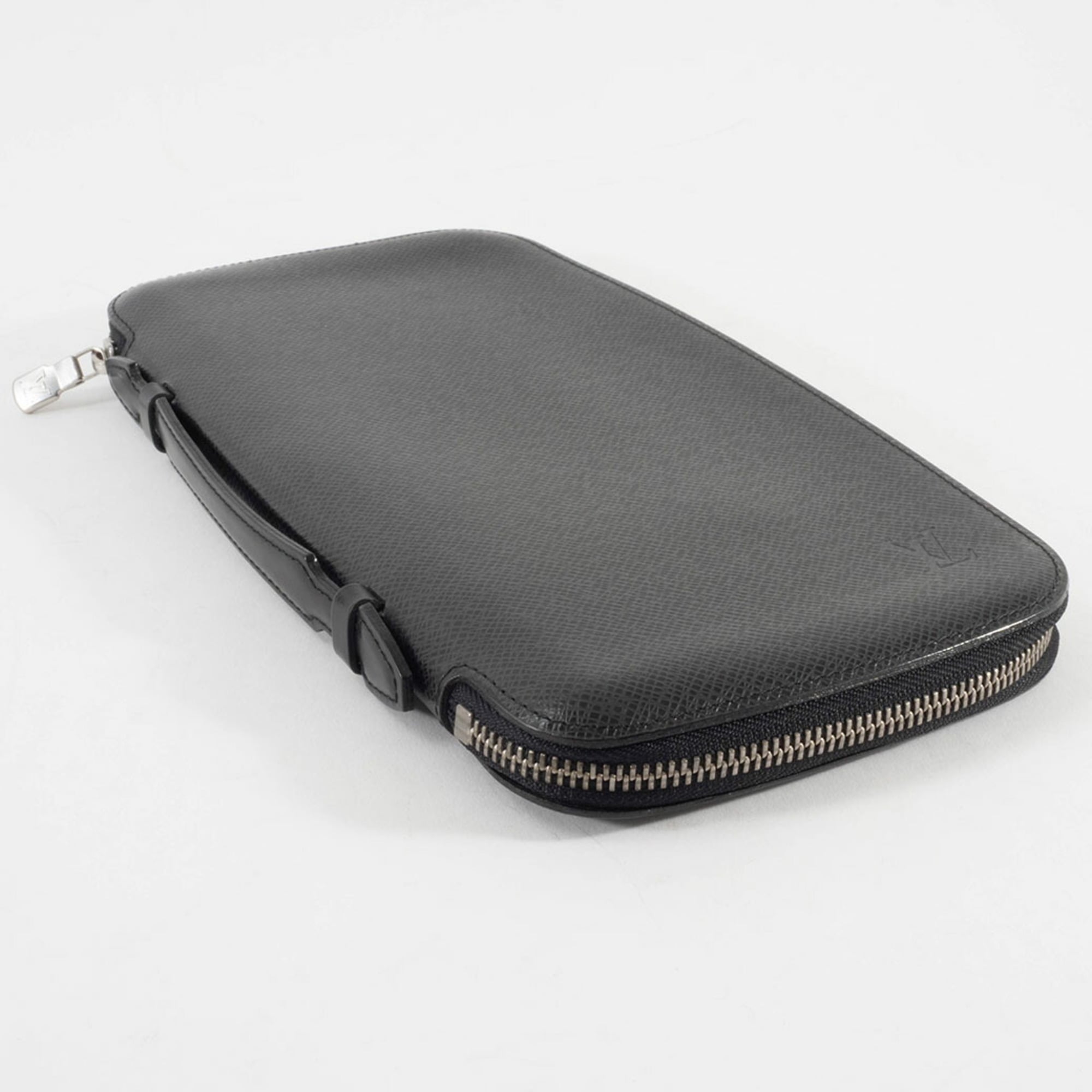 Louis Vuitton Black Taiga Leather Leather Long Bill Wallet