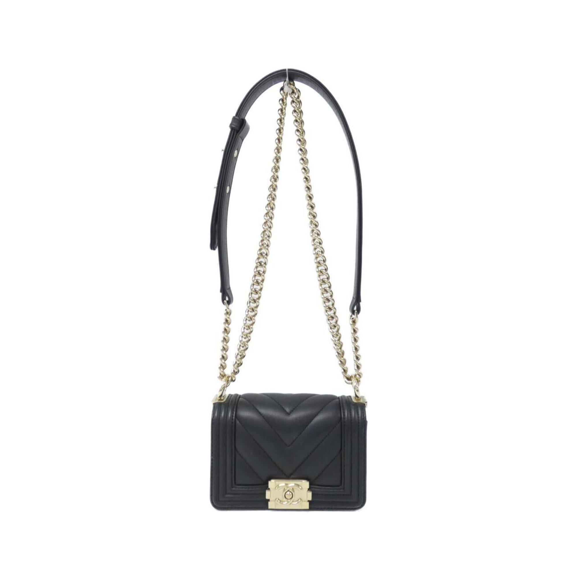 Chanel Boy Chanel Black Leather Shoulder Bag