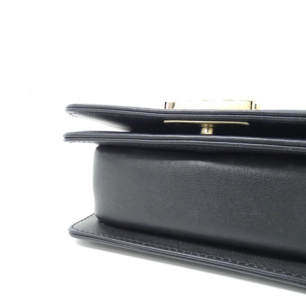 Chanel Boy Chanel Black Leather Shoulder Bag