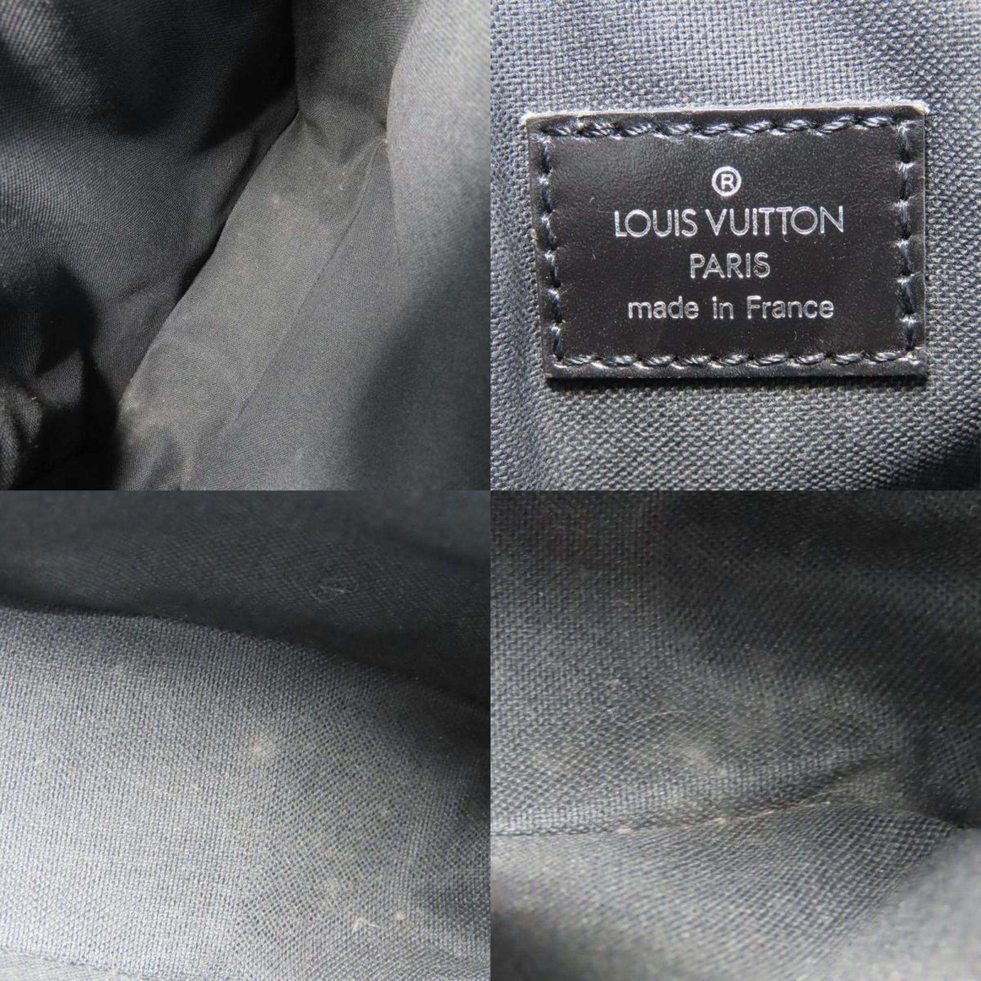 Louis Vuitton Ardoise Moss Green Taiga Leather Shoulder Bag