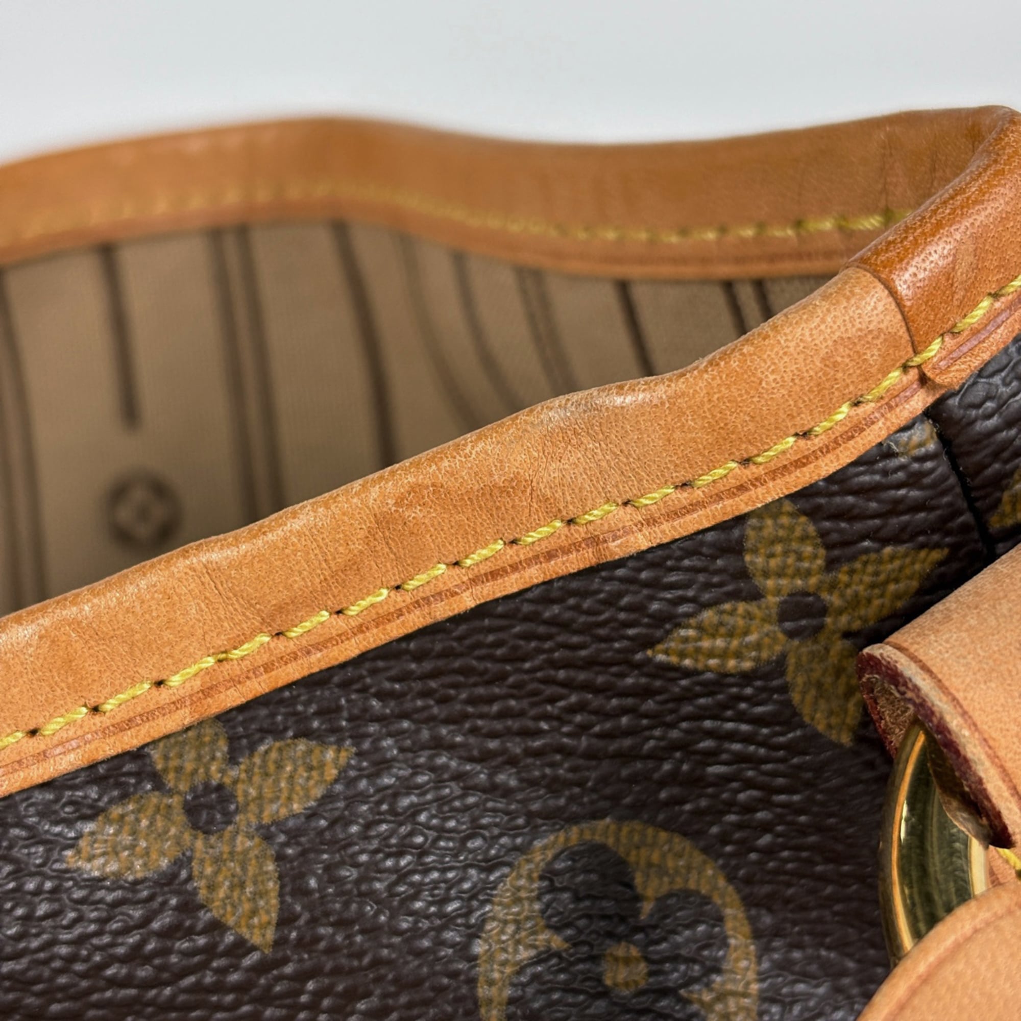 Louis Vuitton Brown Monogram Monogram Shoulder Bag