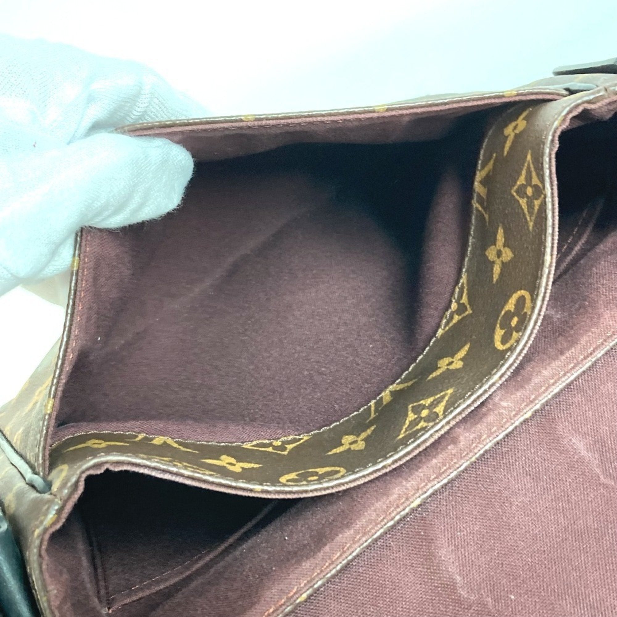 Louis Vuitton Black Brown Monogram Messenger Bag Shoulder Bag