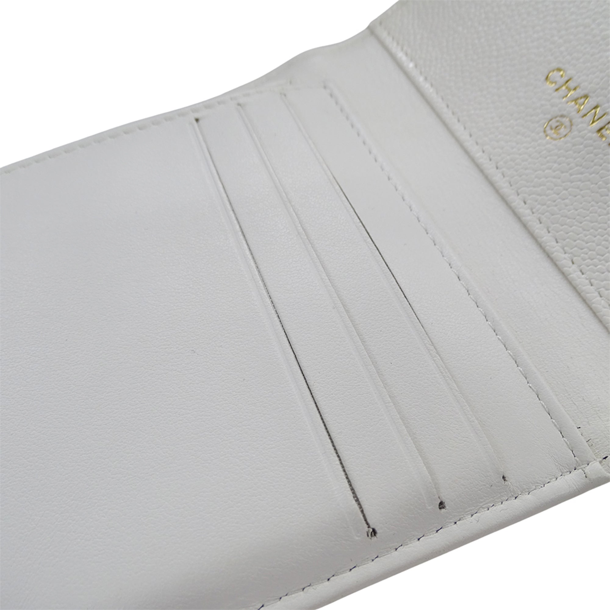 Chanel White Grained Calfskin Wallet (Tri-Fold)