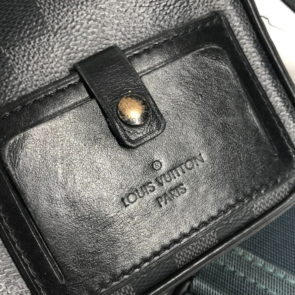 Louis Vuitton Black Damier Graphite Damier Graphite Messenger Bag Shoulder Bag