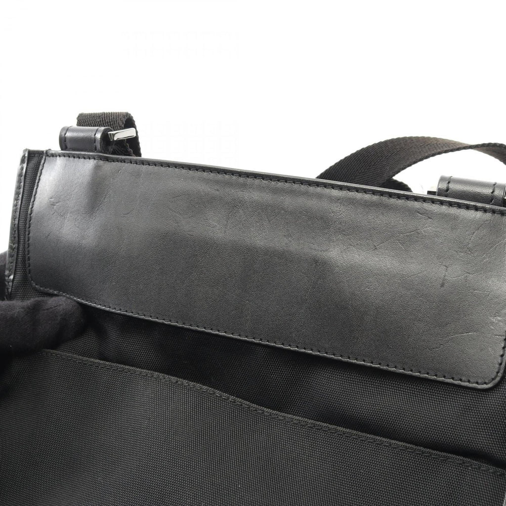 Gucci Black Canvas Leather Shoulder Bag (Pre-Owned)