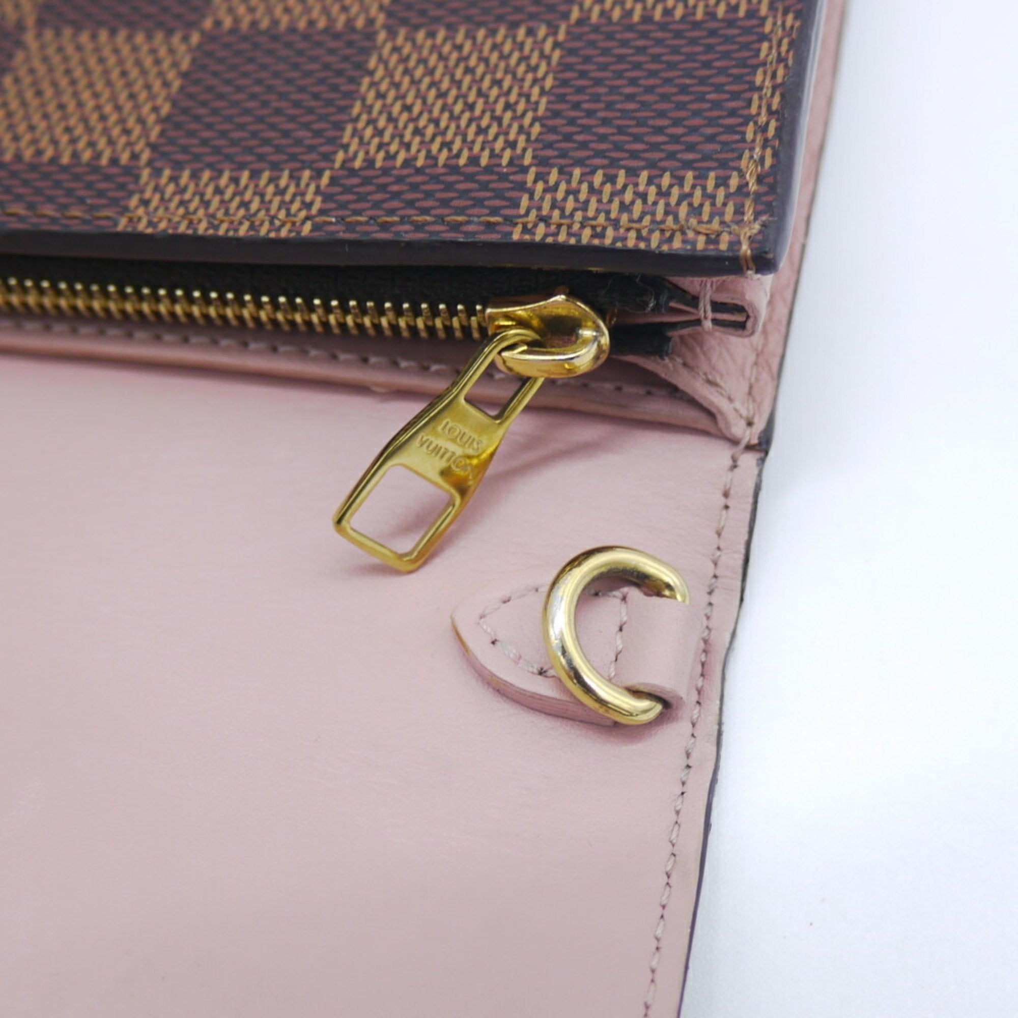 Louis Vuitton Magnolia Damier Canvas Leather Chain/Shoulder Wallet