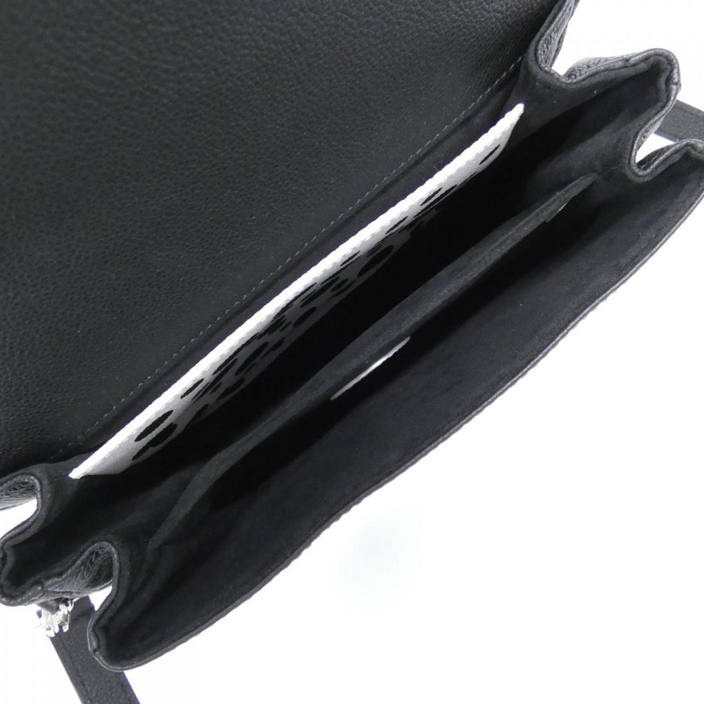 Louis Vuitton Black Leather Handbag Pochette