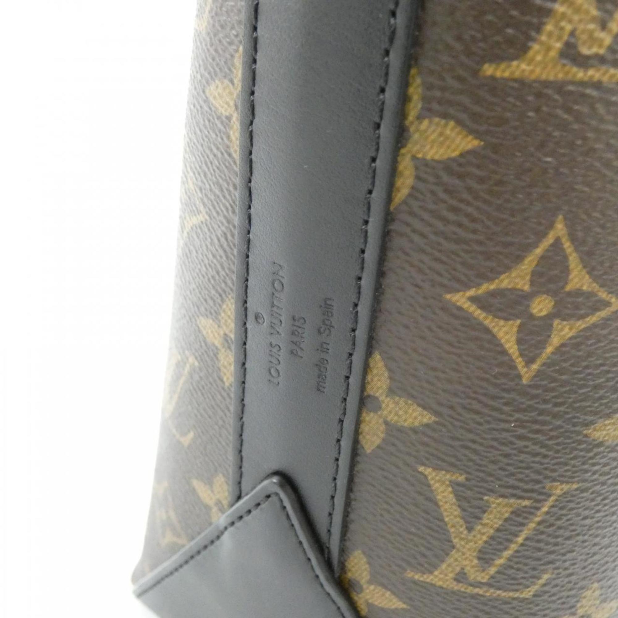 Louis Vuitton Marron Coated Canvas Handbag Pouch