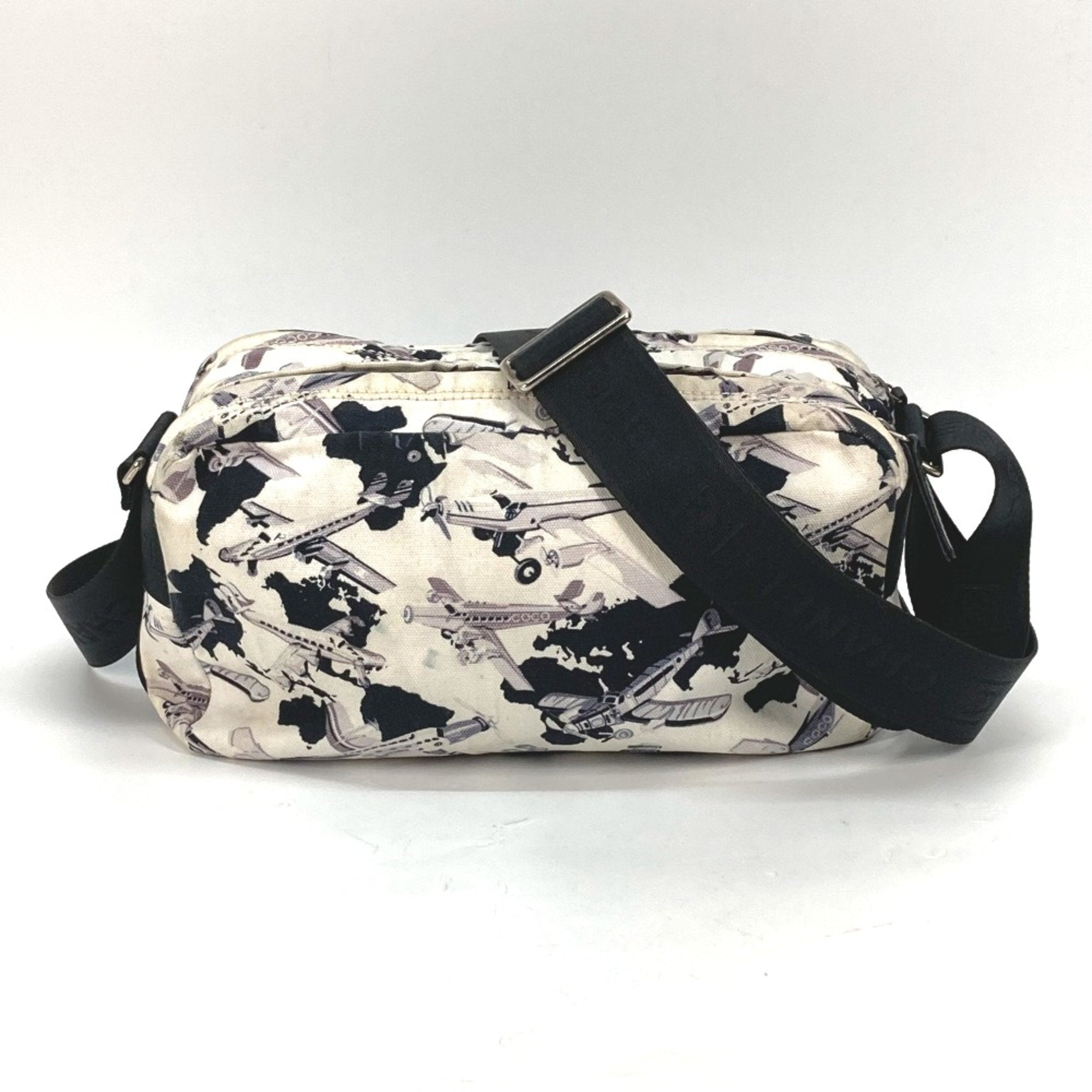 Chanel Black Cloth Shoulder Bag