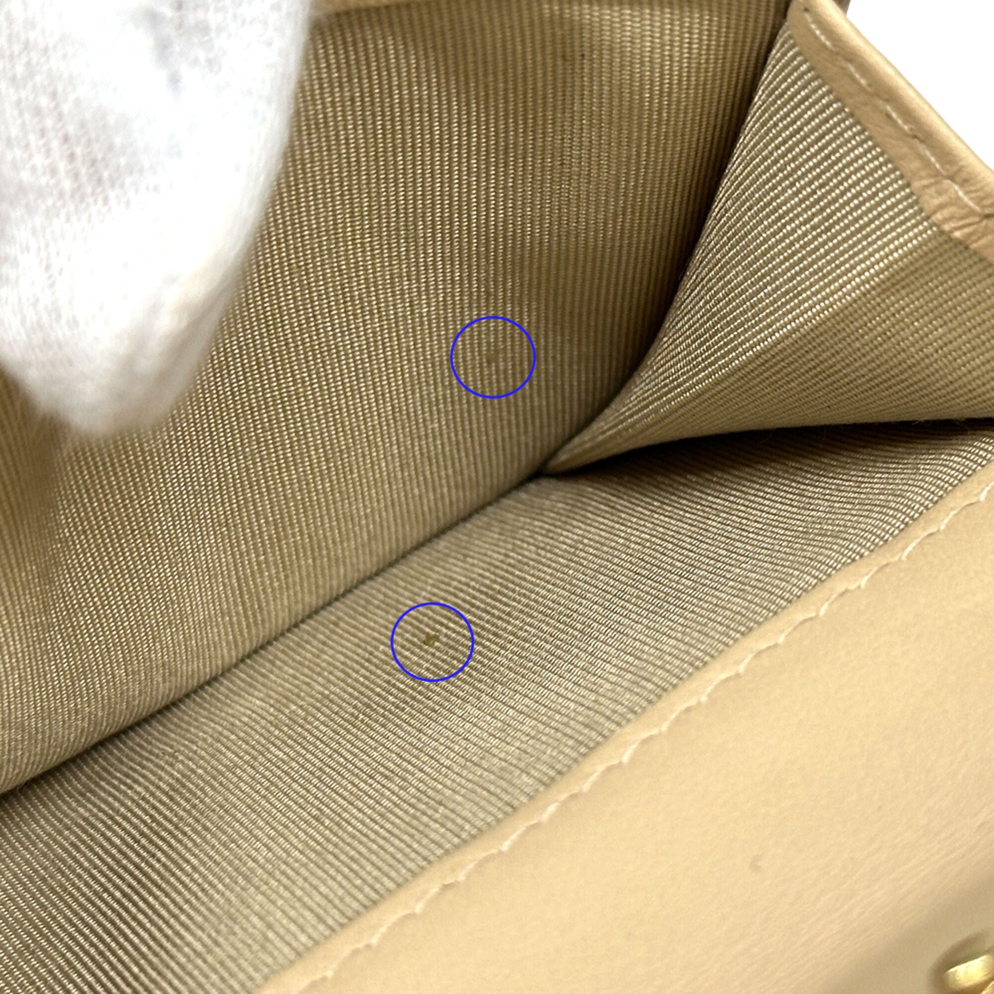 Chanel Beige Gold Leather Wallet (Bi-Fold)