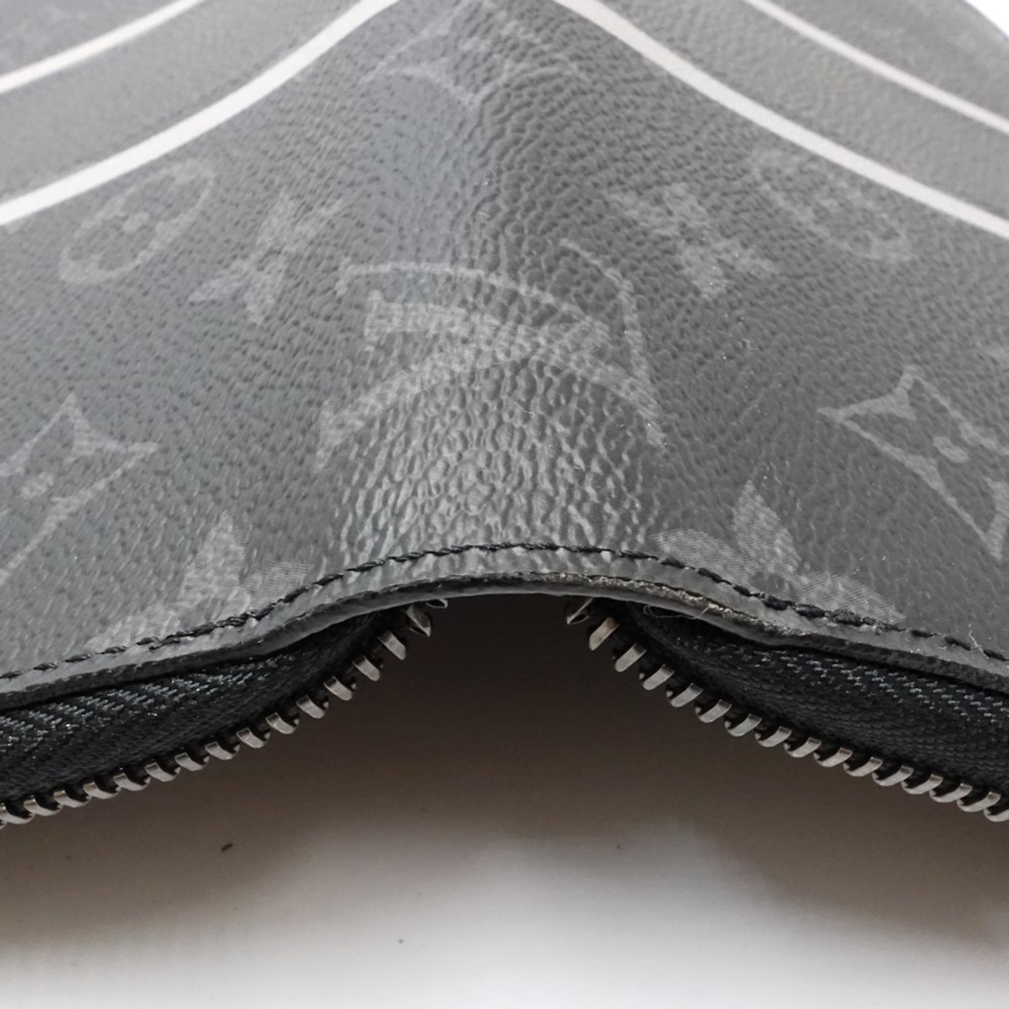 Louis Vuitton Monogram Eclipse Noir Monogram Eclipse Long Wallet