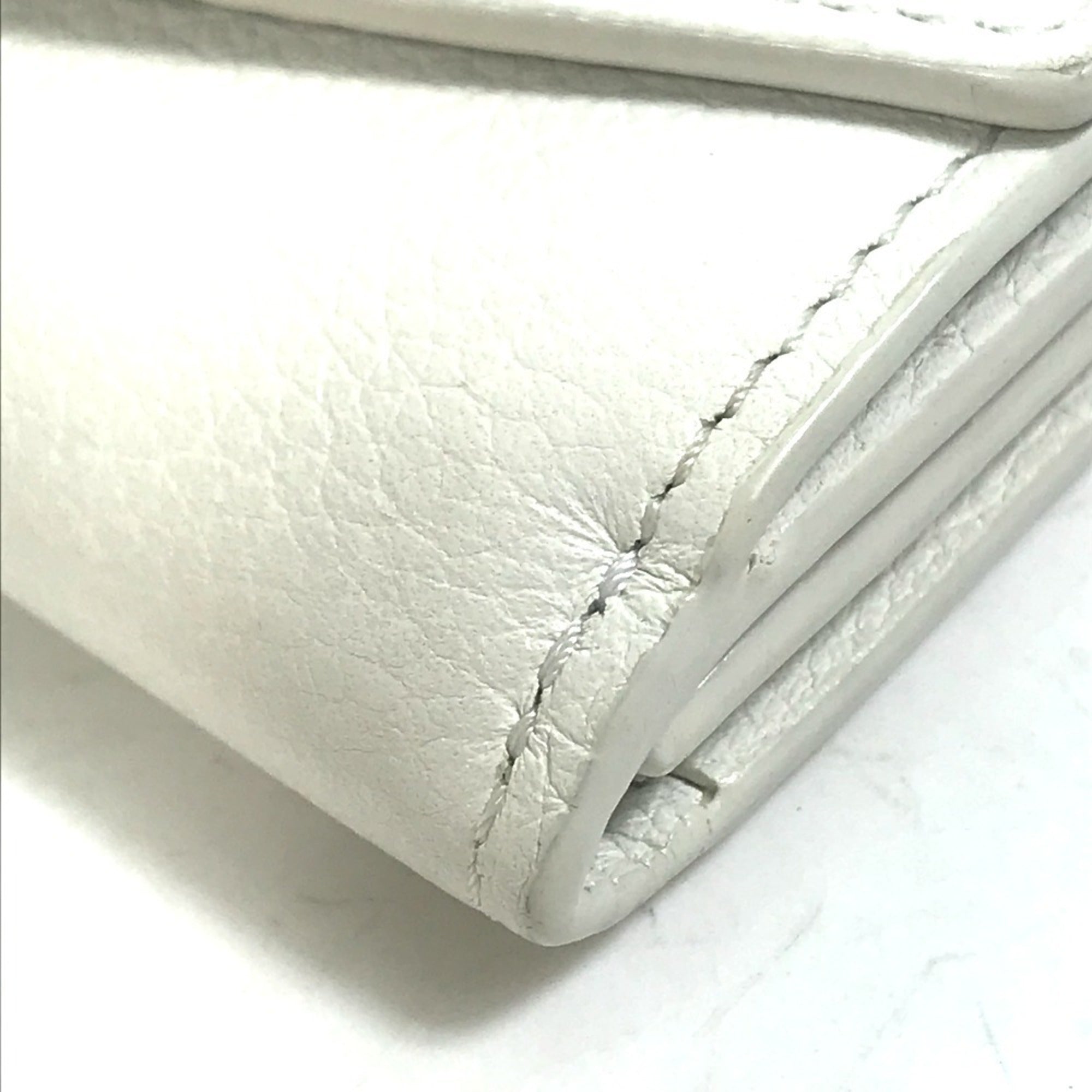 Louis Vuitton White Leather Wallet (Tri-Fold)
