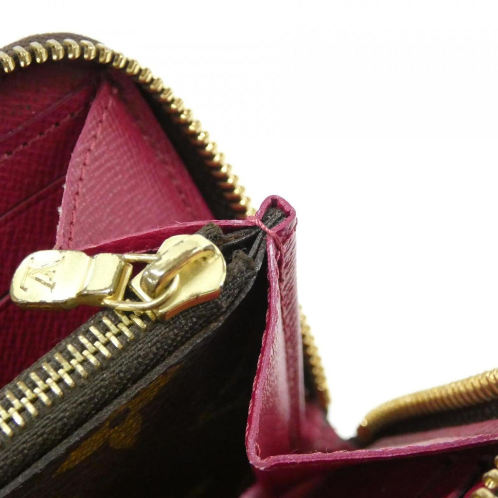 Louis Vuitton Marron Coated Canvas
