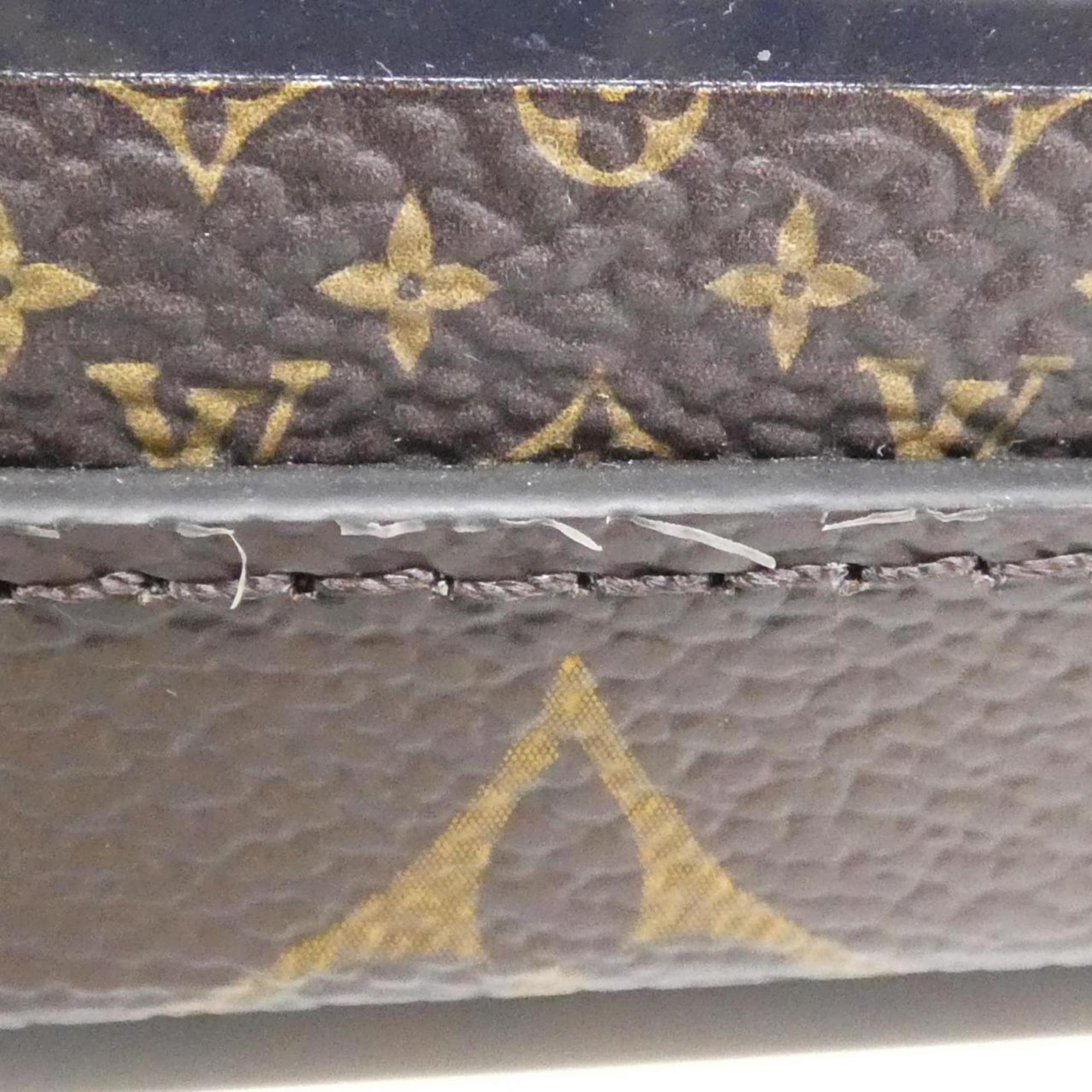 Louis Vuitton Marron Coated Canvas Shoulder Bag