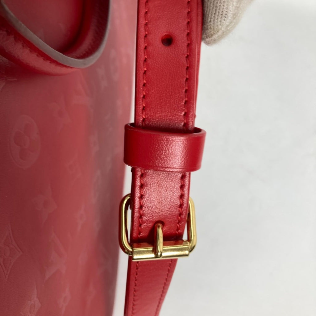 Louis Vuitton Monogram Red Color Ruby Monogram Handbag Shoulder Bag Tote Bag