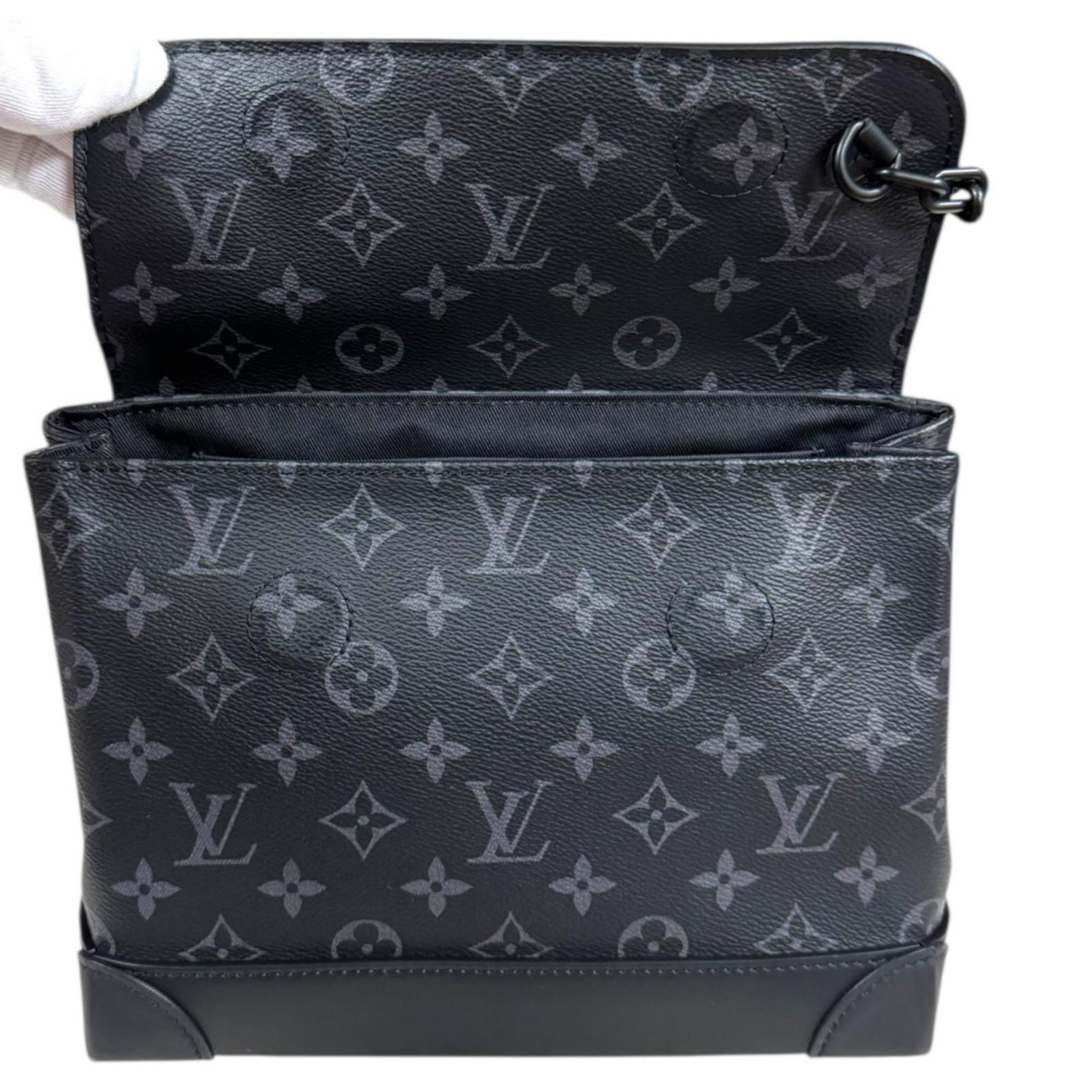 Louis Vuitton Monogram Eclipse Black Monogram Eclipse Handbag