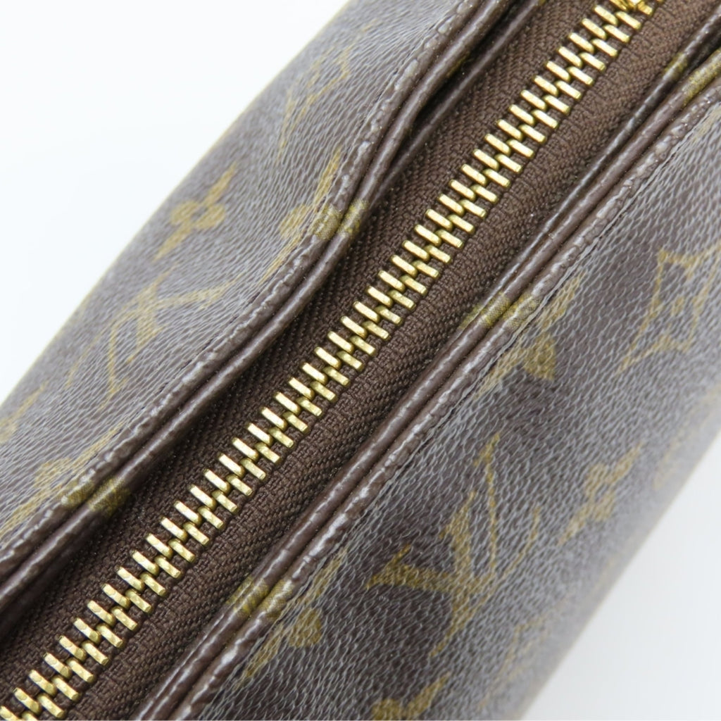 Louis Vuitton Monogram Brown Monogram Monogram Leather Shoulder Bag