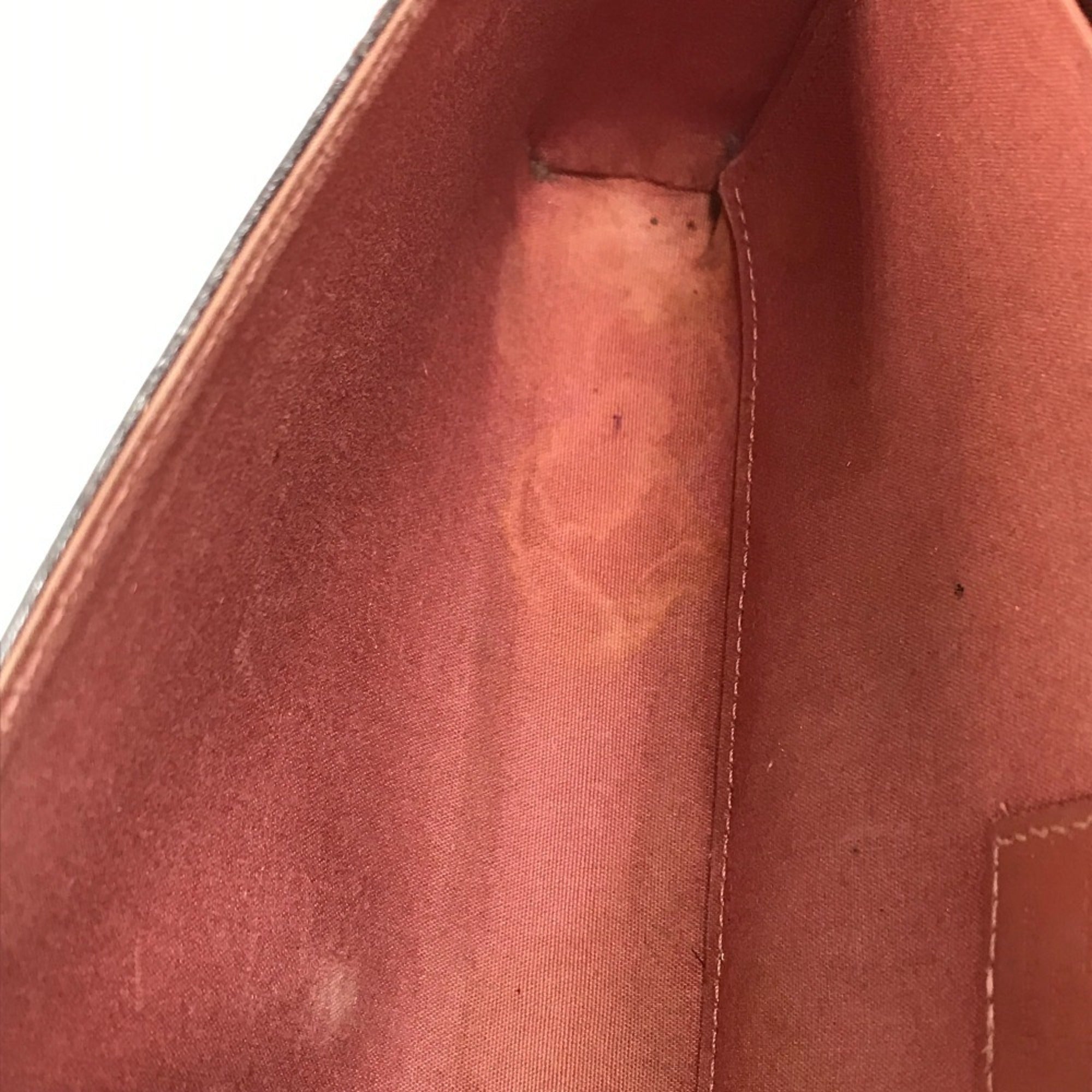 Louis Vuitton Monogram Vernis Pink Patent Leather Pochette Shoulder Bag