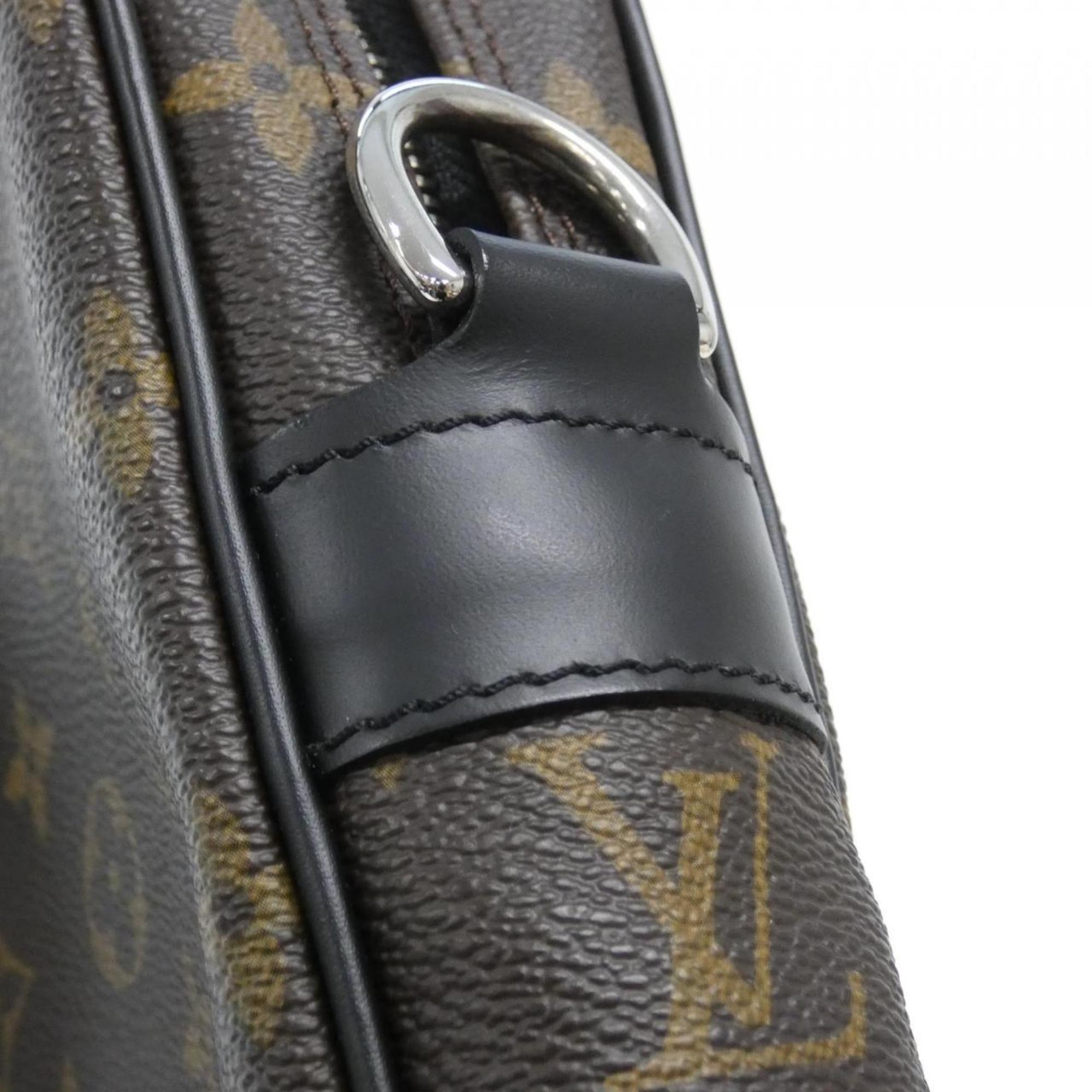 Louis Vuitton Marron Coated Canvas Handbag