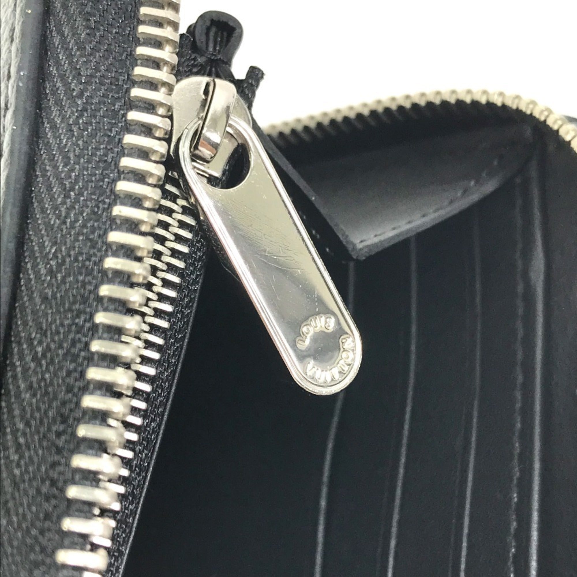 Louis Vuitton Black Mahina Leather Long Wallet