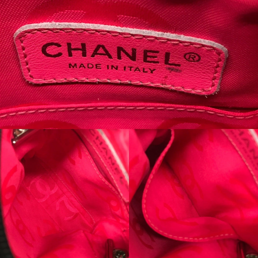 Chanel Black Leather Pochette Shoulder Bag