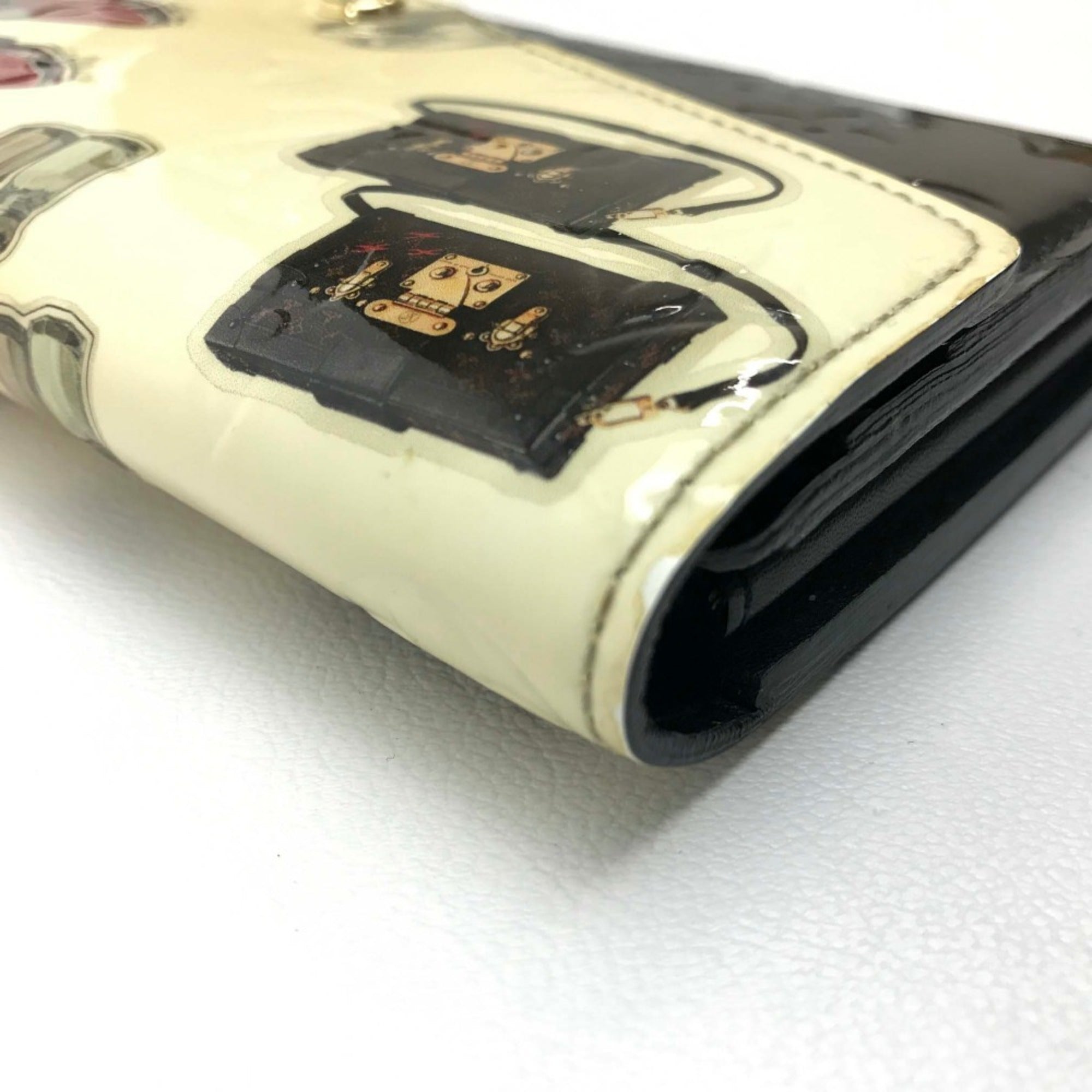 Louis Vuitton White Leather Long Wallet