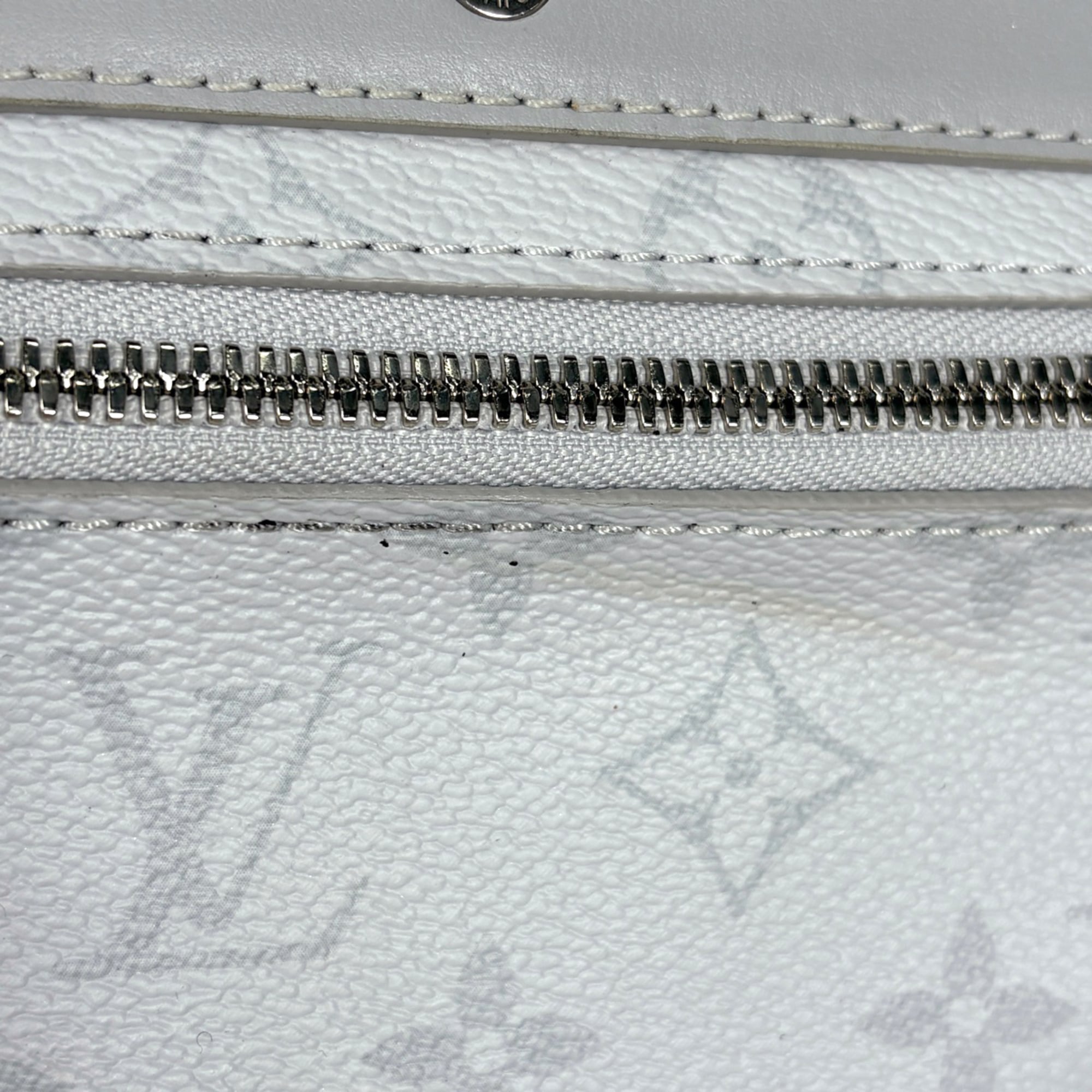 Louis Vuitton White Monogram Shoulder Bag Tote Bag