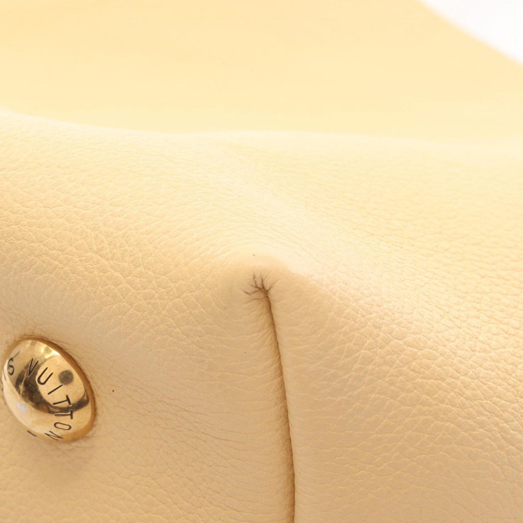 Louis Vuitton Beige Leather Shoulder Bag
